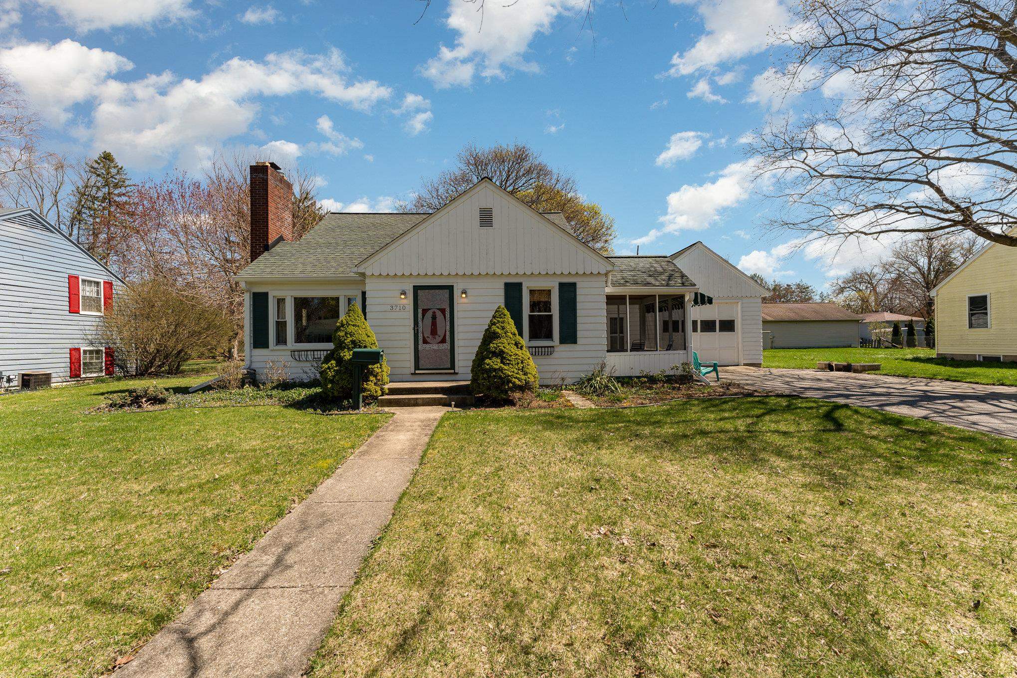 3710 Cambridge Street Property Photo 2