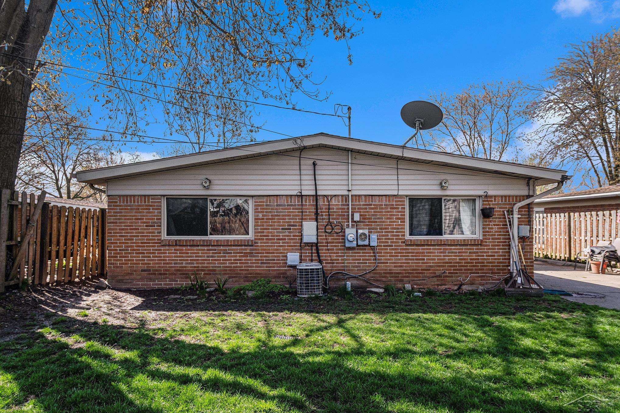 1405 Dulong Avenue Property Photo 20