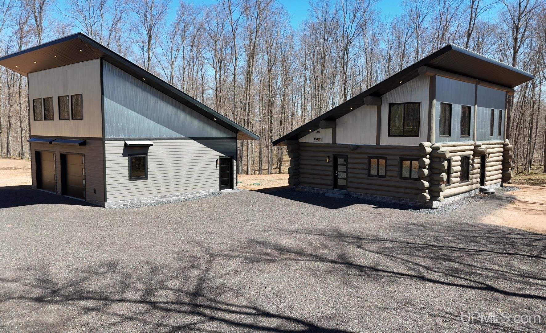 15710 Coles Creek Road Property Photo 3