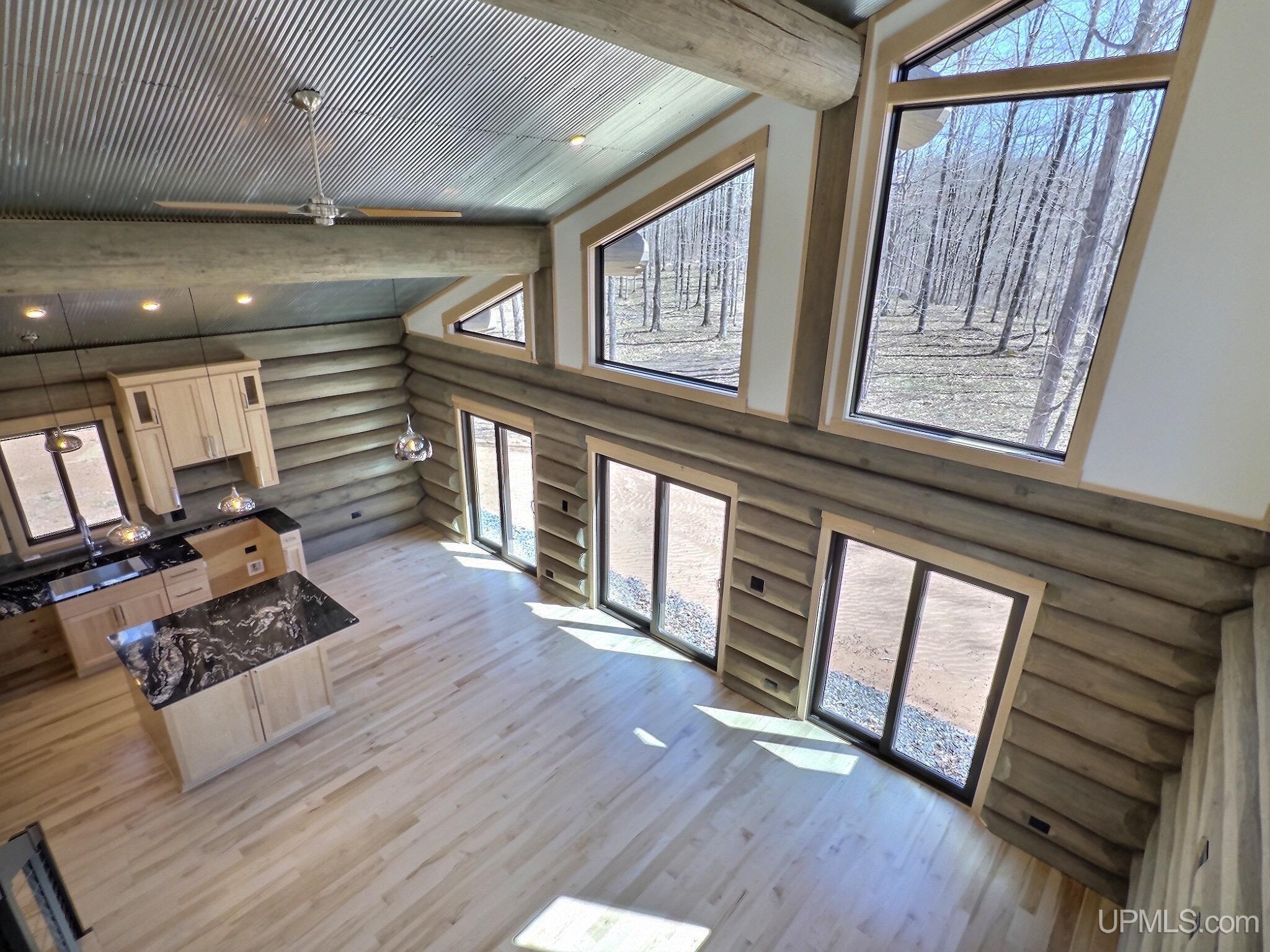 15710 Coles Creek Road Property Photo 4