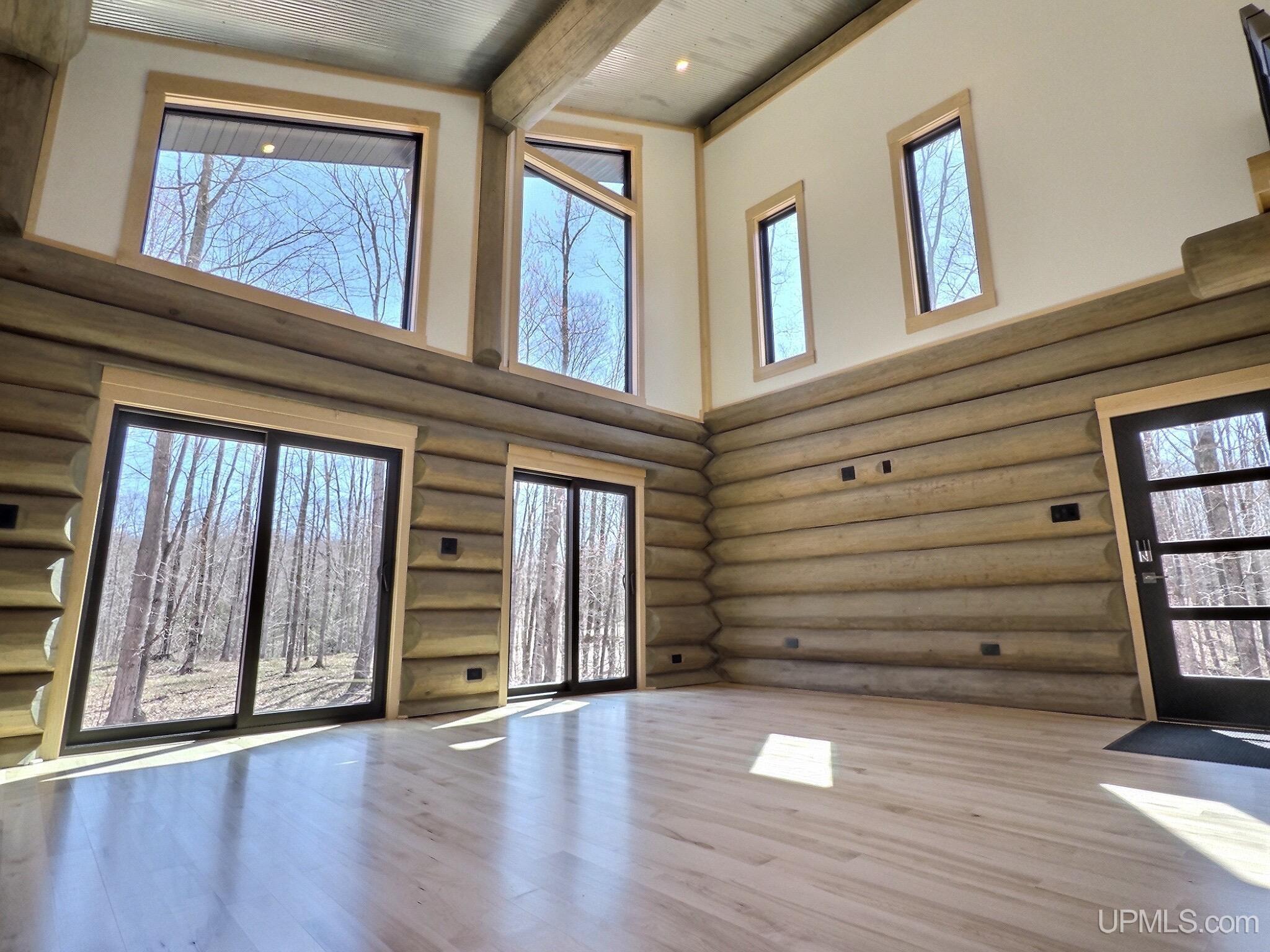 15710 Coles Creek Road Property Photo 5