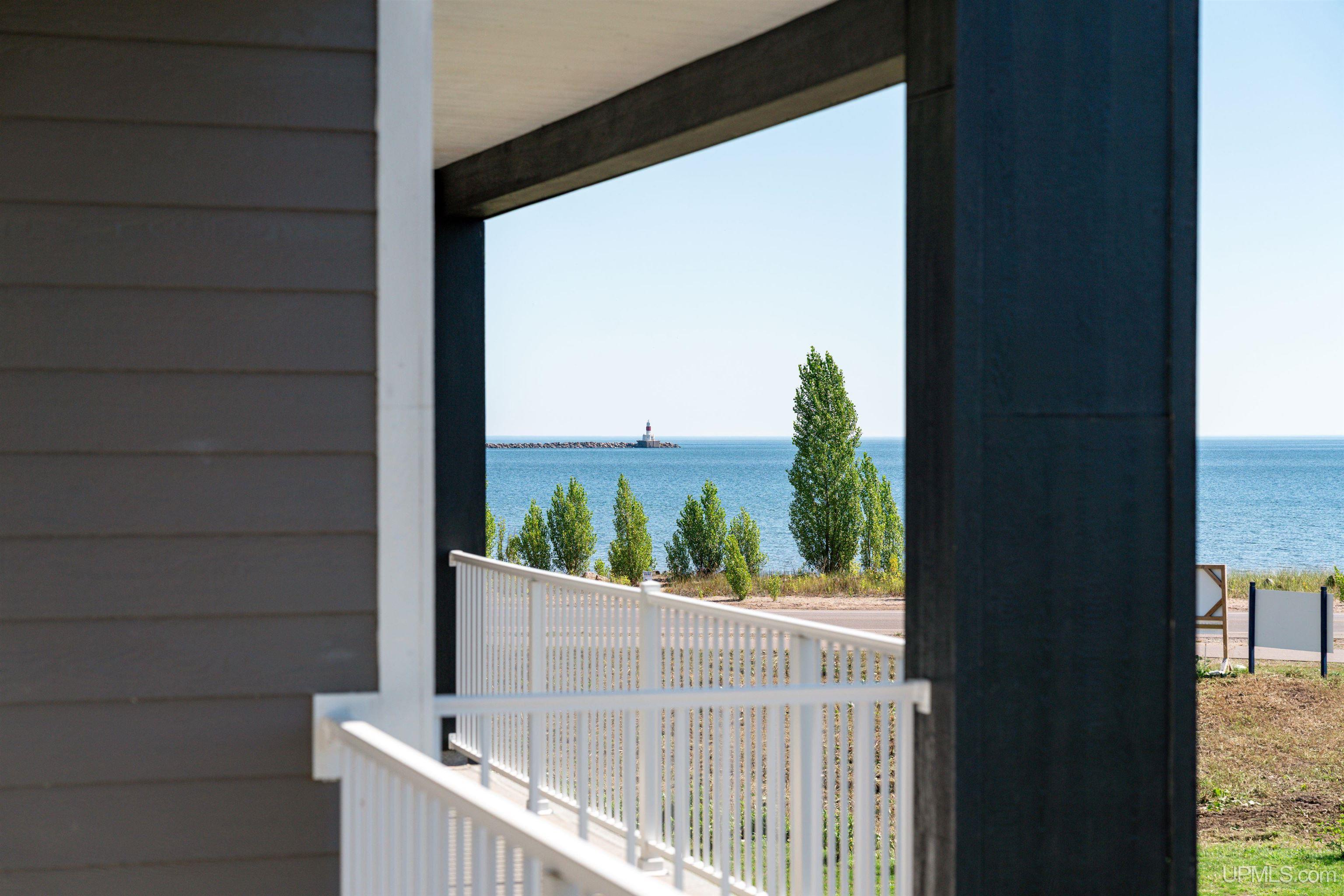 (unit 16) -2401 N Lakeshore Boulevard Property Photo 15