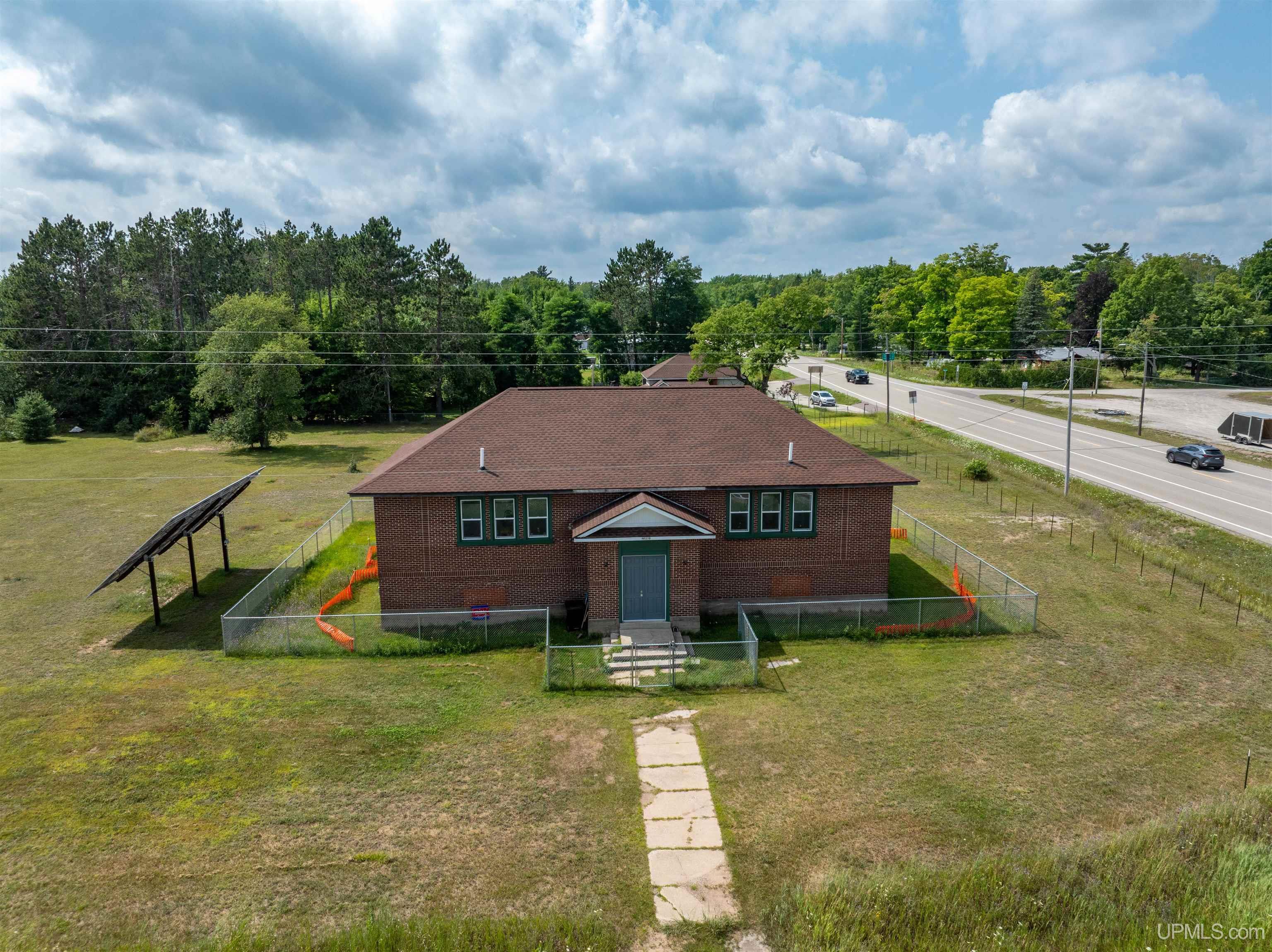 N5319 M28-m94 Highway Property Photo 7