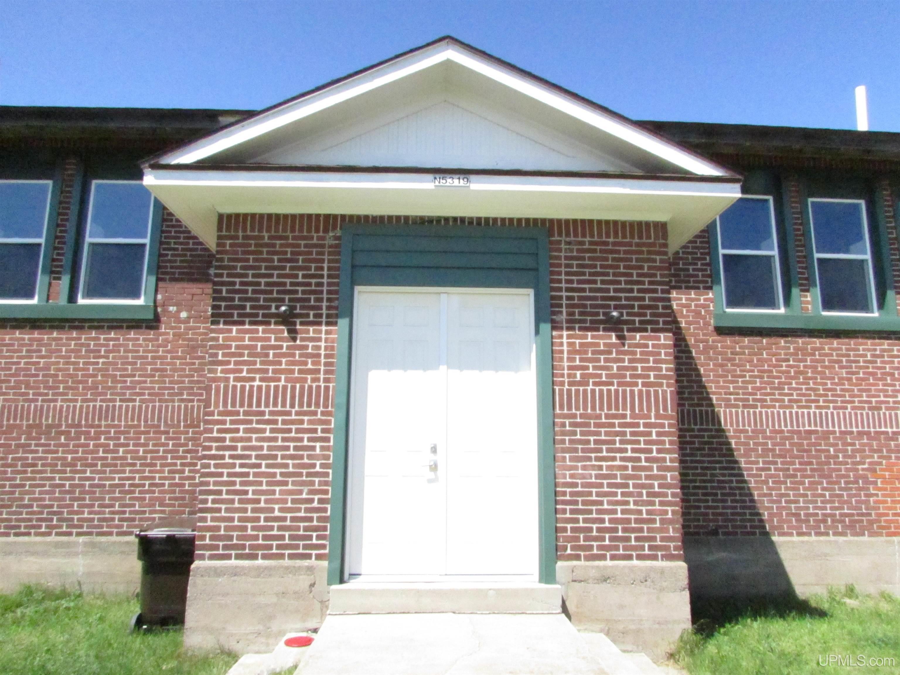 N5319 M28-m94 Highway Property Photo 12