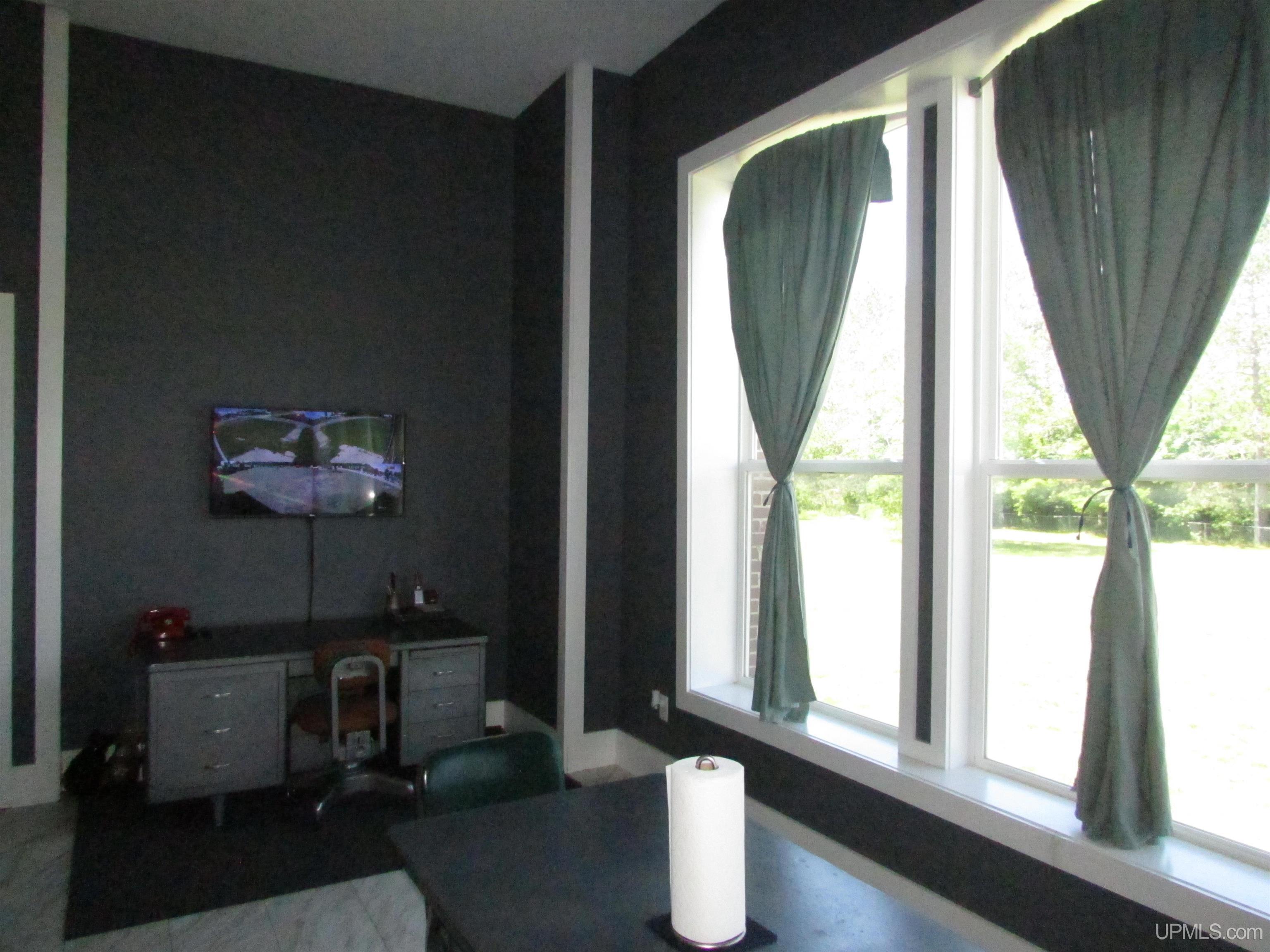 N5319 M28-m94 Highway Property Photo 14