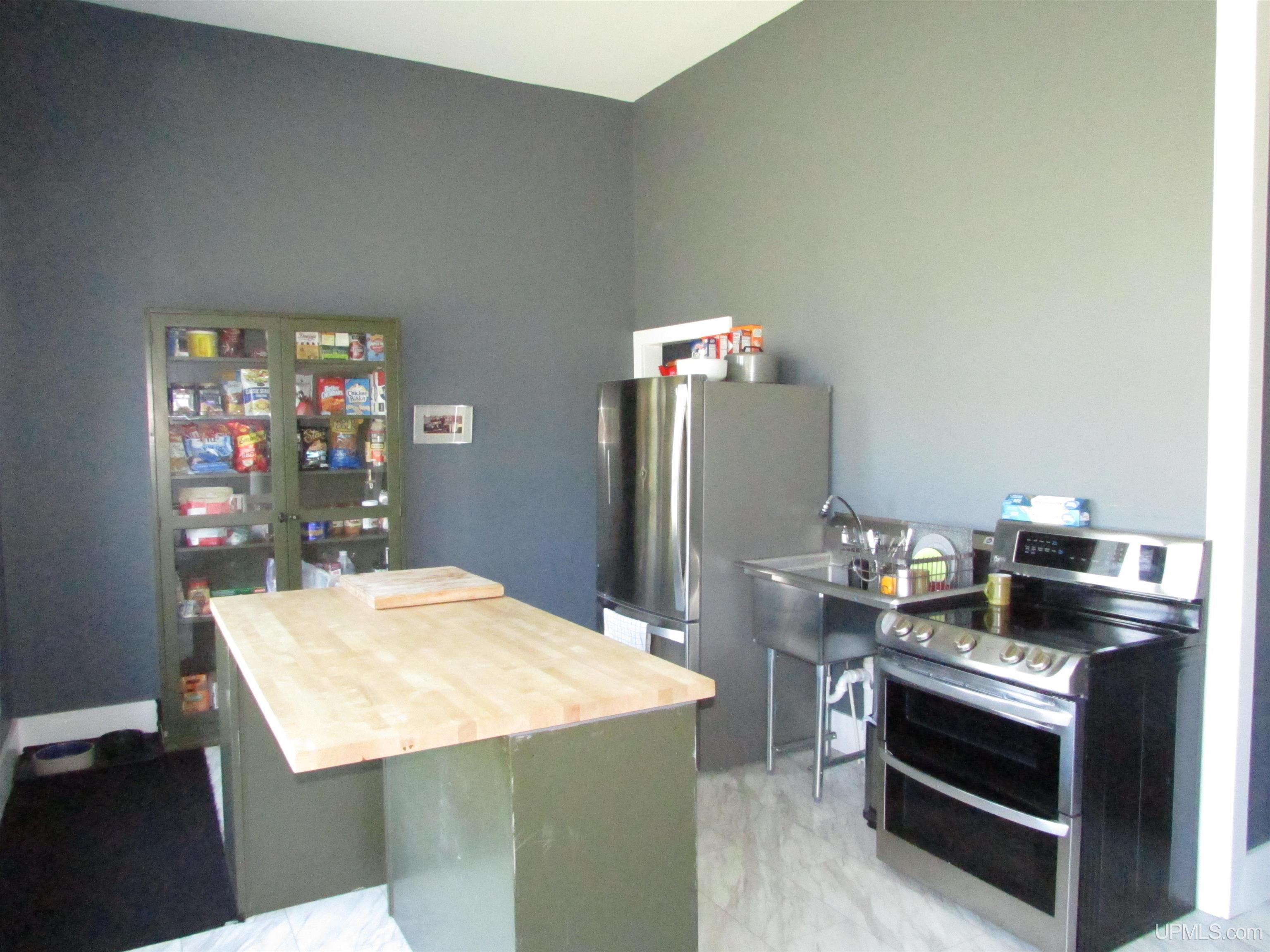 N5319 M28-m94 Highway Property Photo 15