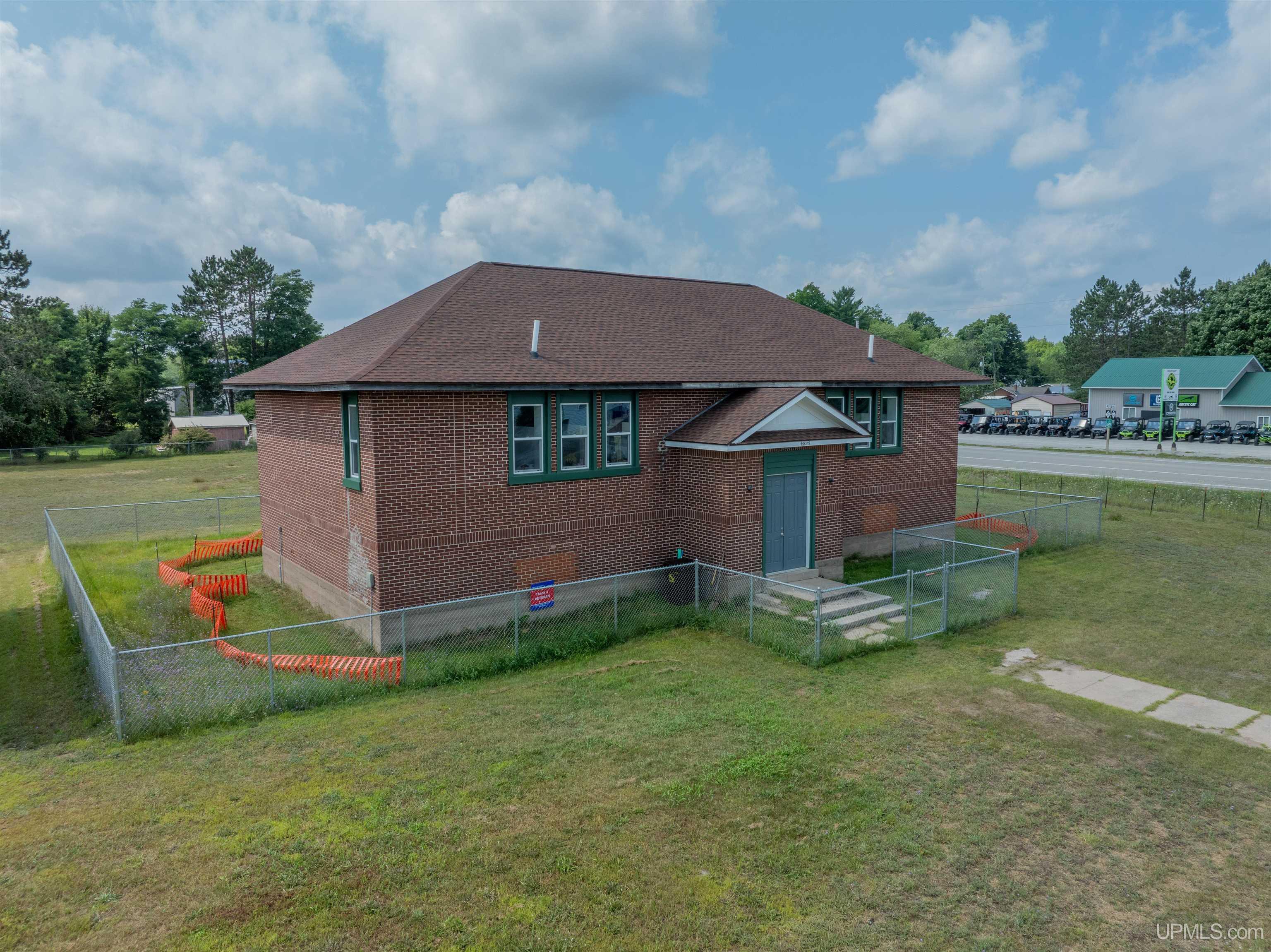 N5319 M28-m94 Highway Property Photo 39