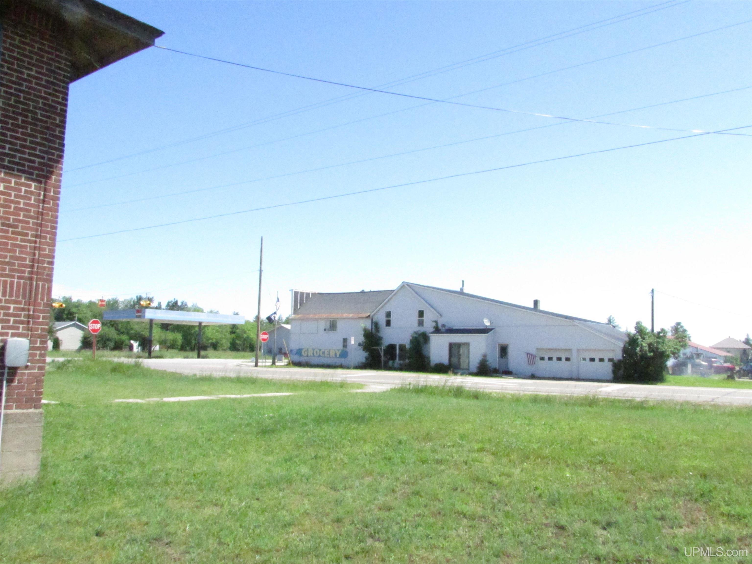 N5319 M28-m94 Highway Property Photo 43