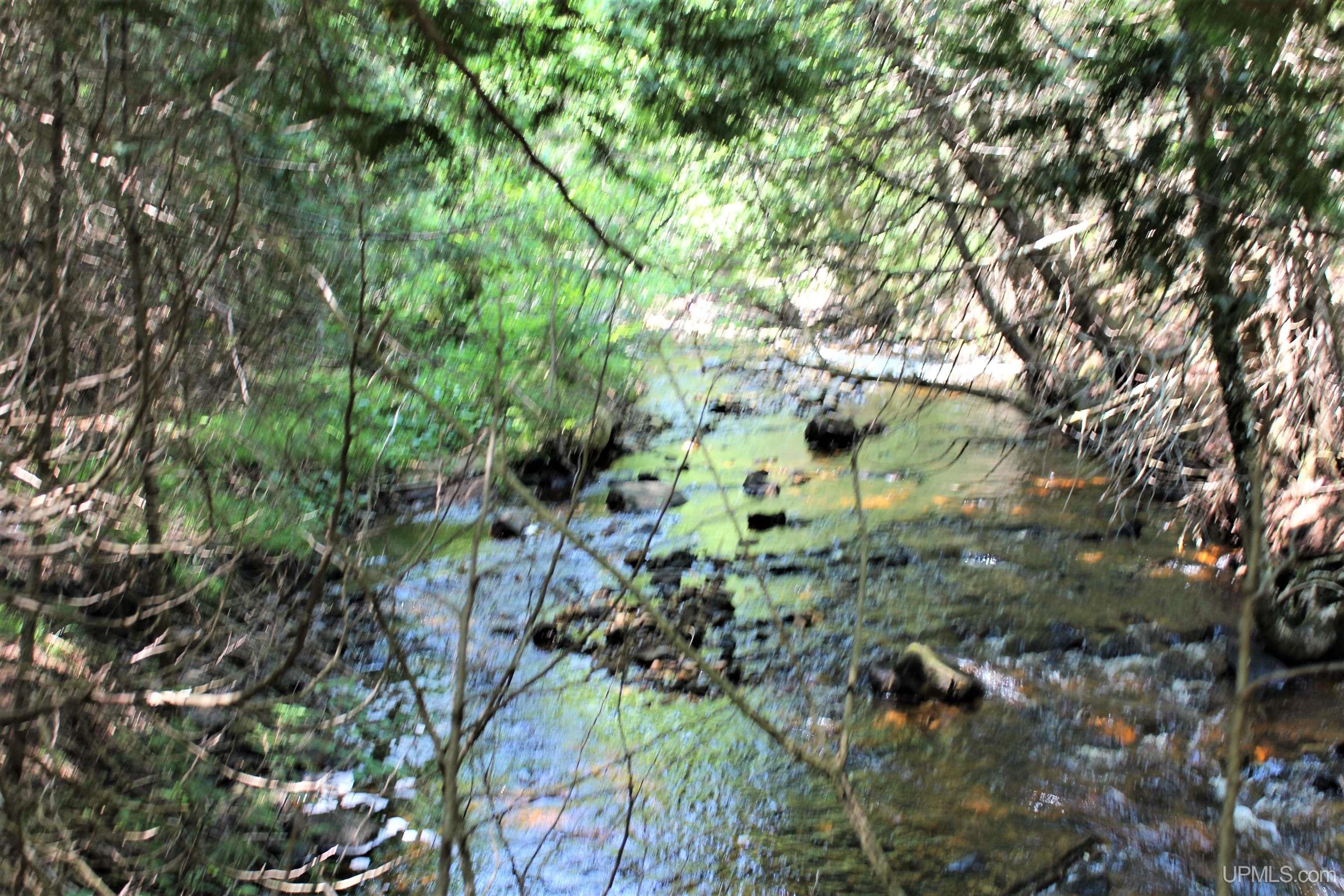 On W Shingleton Road Property Photo 4