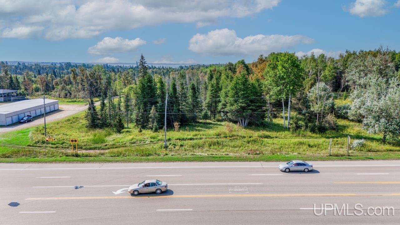 7683 Us2 Highway Property Photo 1