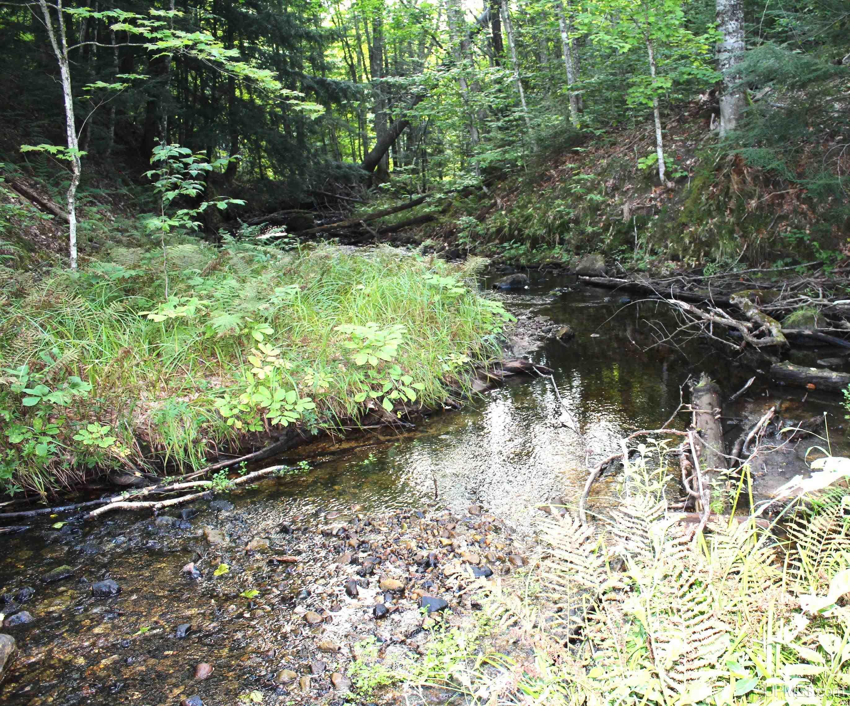 On E Shingleton Road Property Photo 9