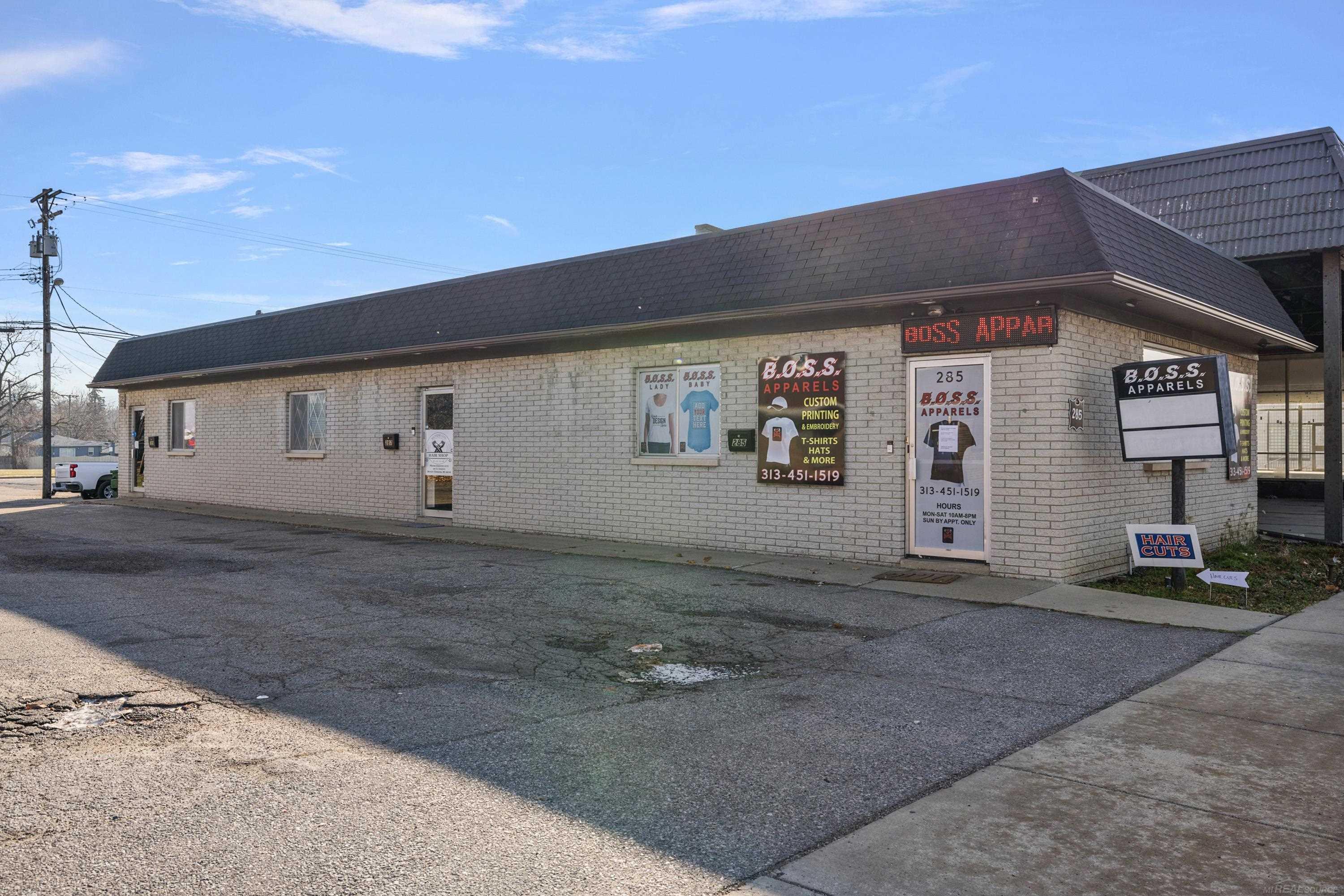 289 Southbound Gratiot Road Property Photo 1