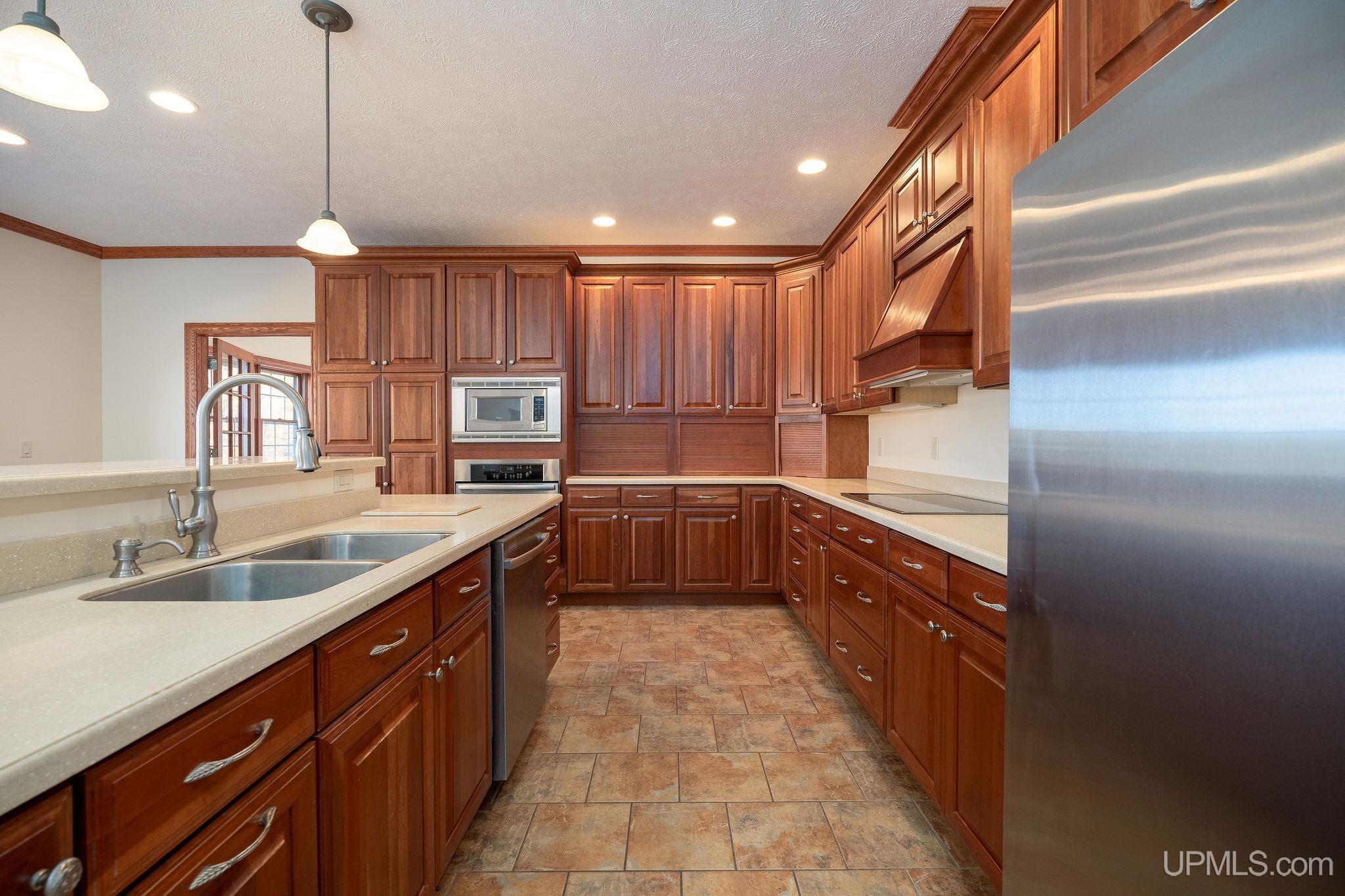 23 Chipman Drive Property Photo 5