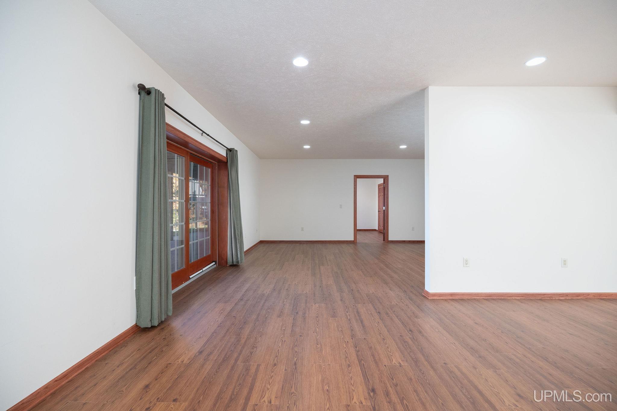 23 Chipman Drive Property Photo 32