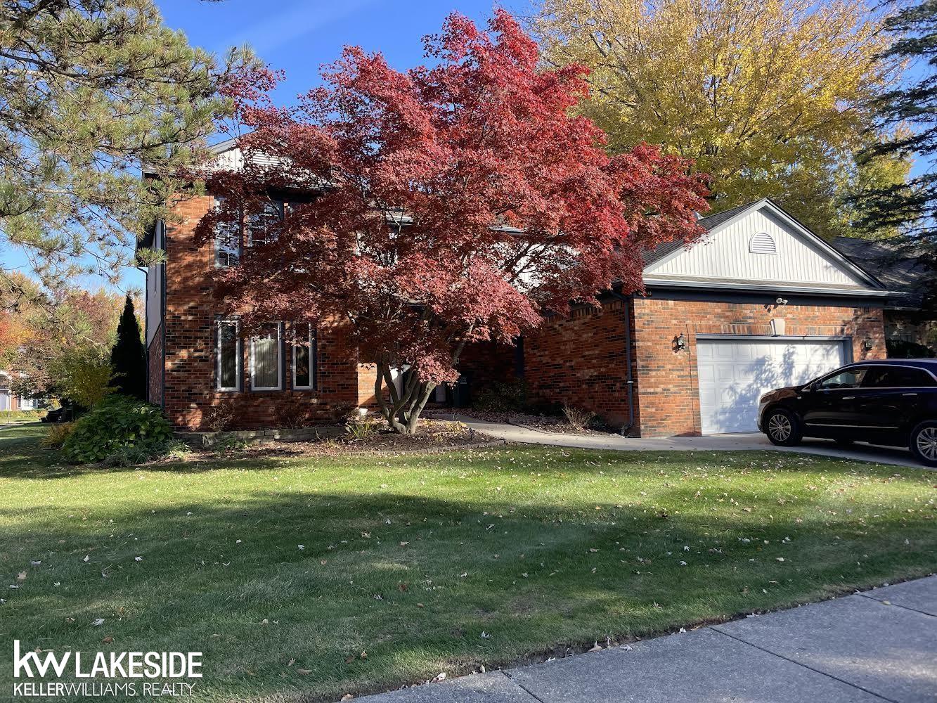 6190 Silverstone Drive Property Photo 1