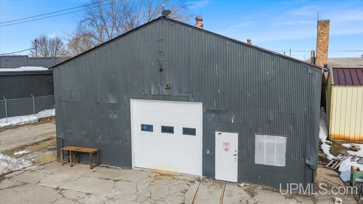433 Stephenson Ave Avenue Property Photo 6