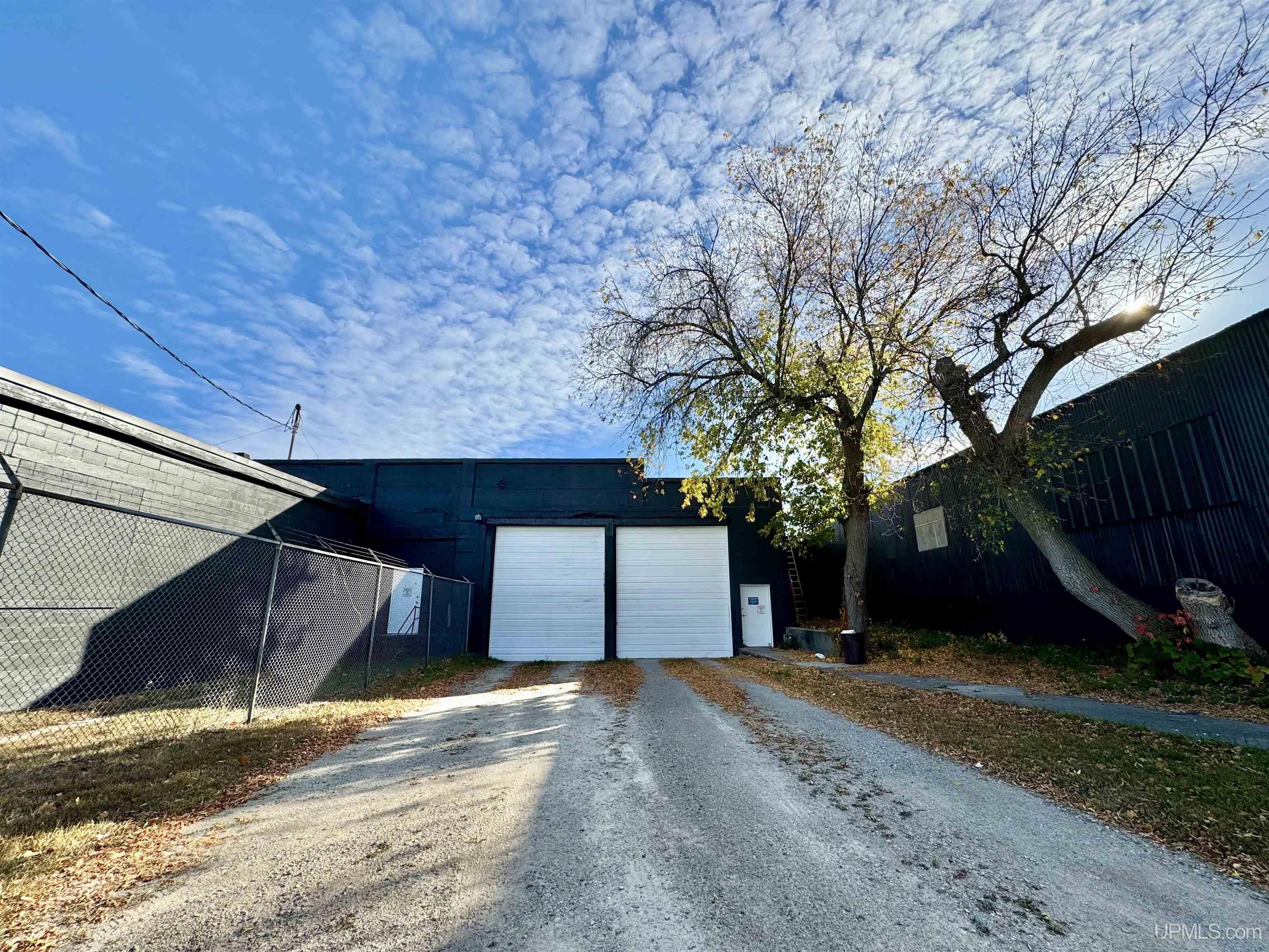 433 Stephenson Ave Avenue Property Photo 19