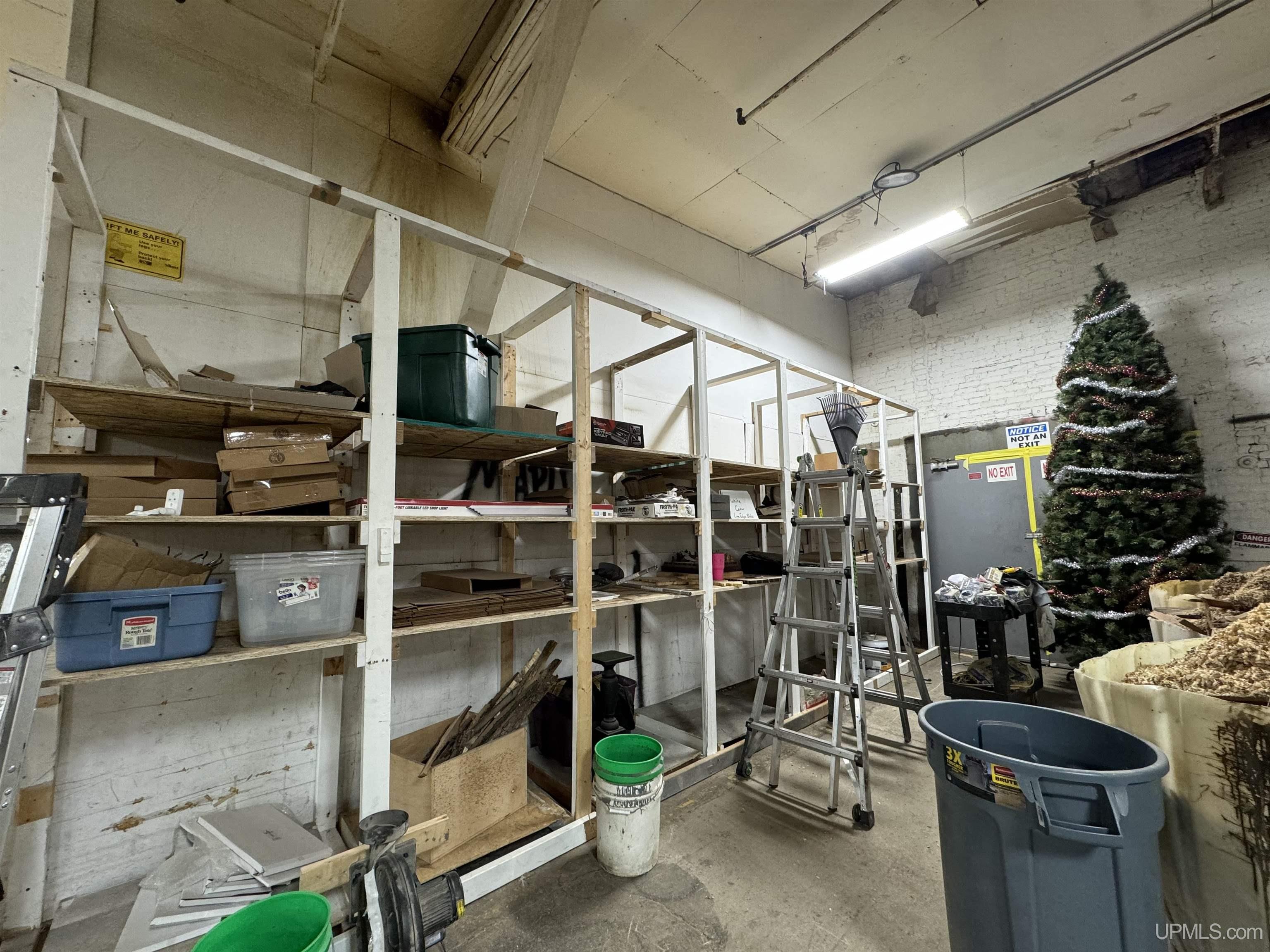 433 Stephenson Ave Avenue Property Photo 23