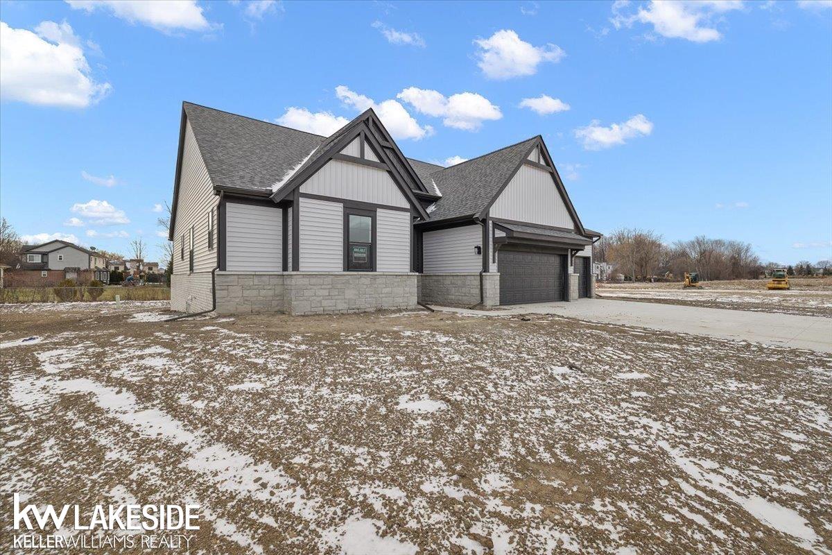 28330 Nadia Lane Property Photo 4