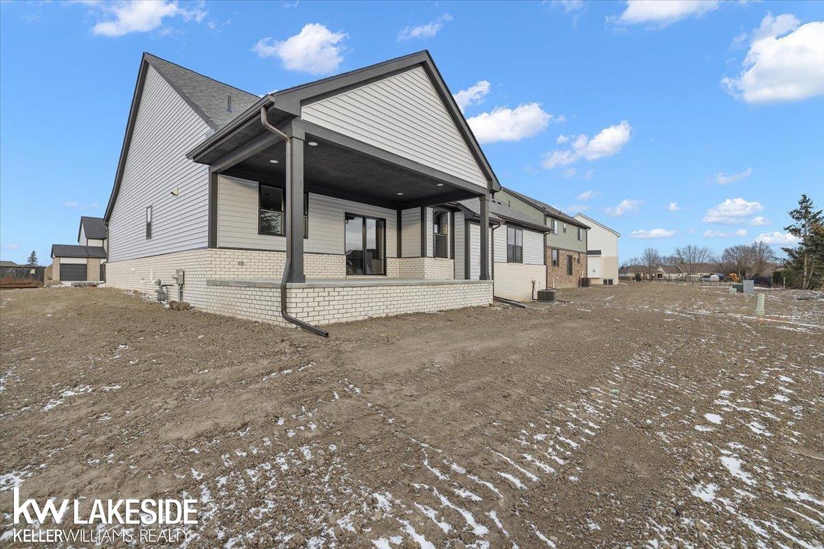28330 Nadia Lane Property Photo 7