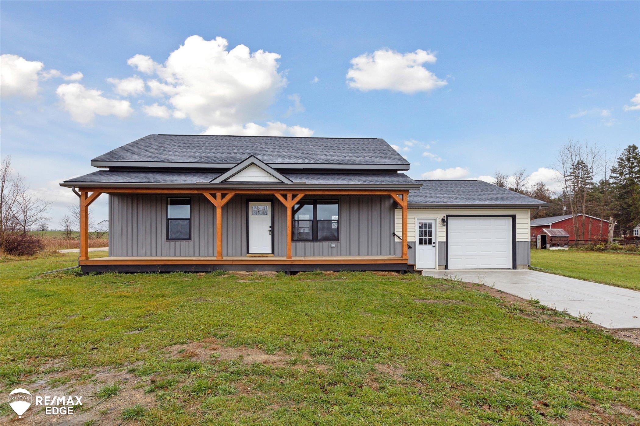 3895 Levalley Road Property Photo 3