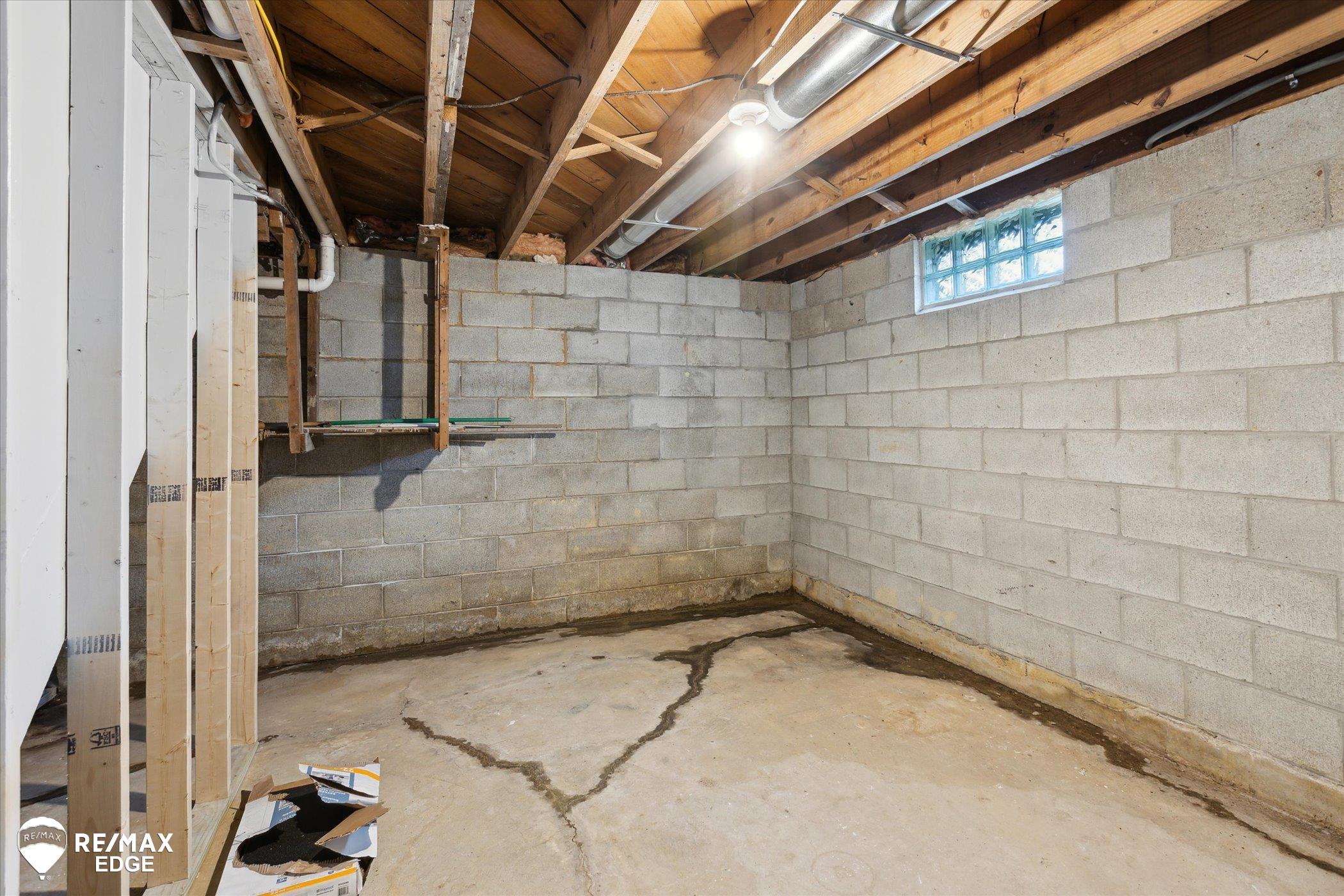 3895 Levalley Road Property Photo 38