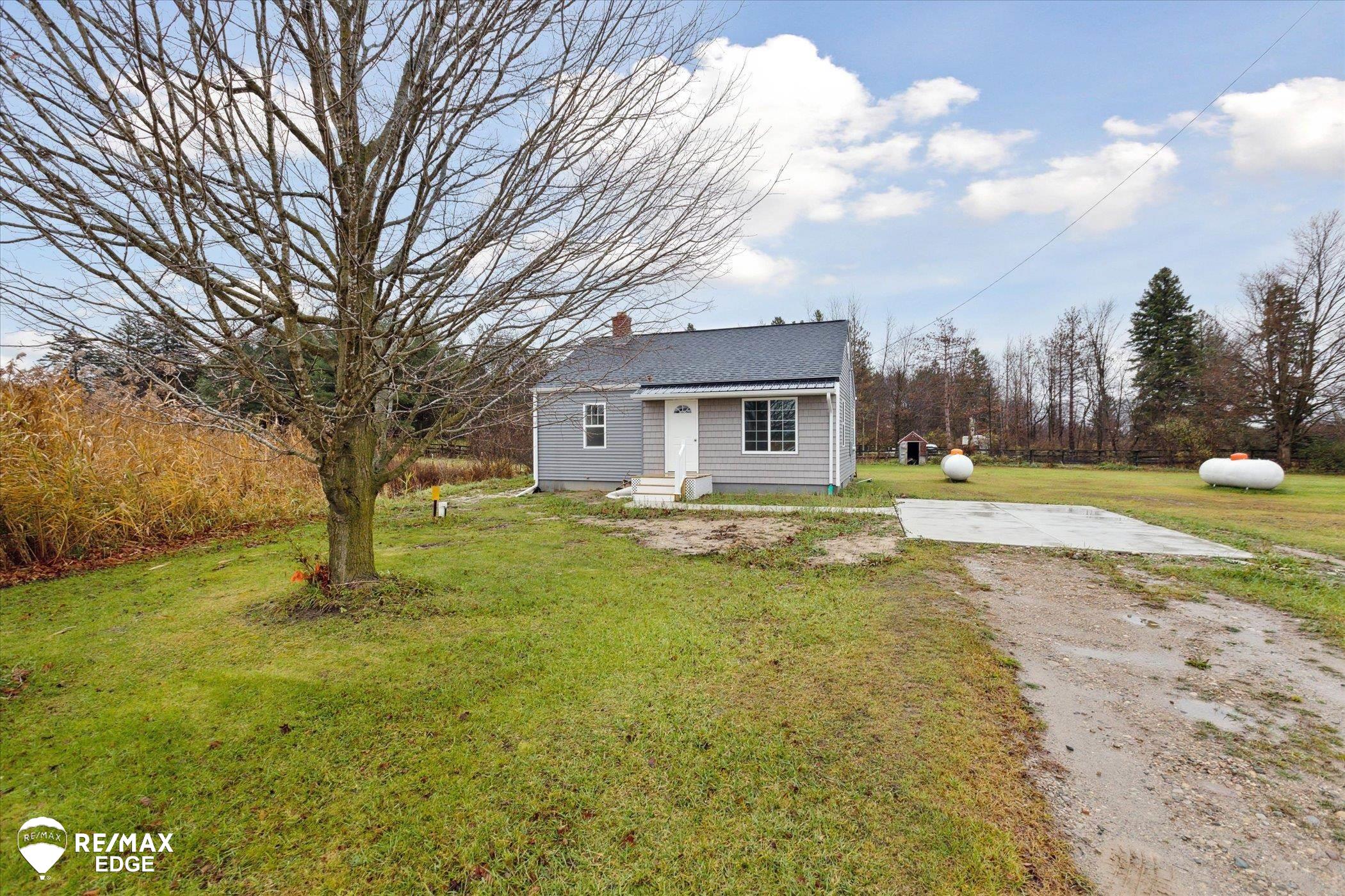 3895 Levalley Road Property Photo 39