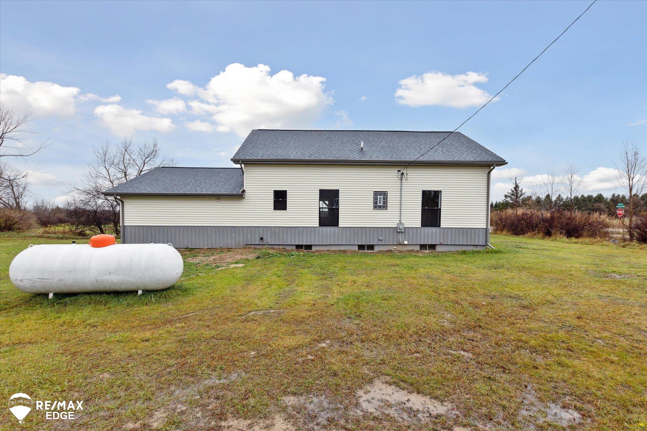 3895 Levalley Road Property Photo 43