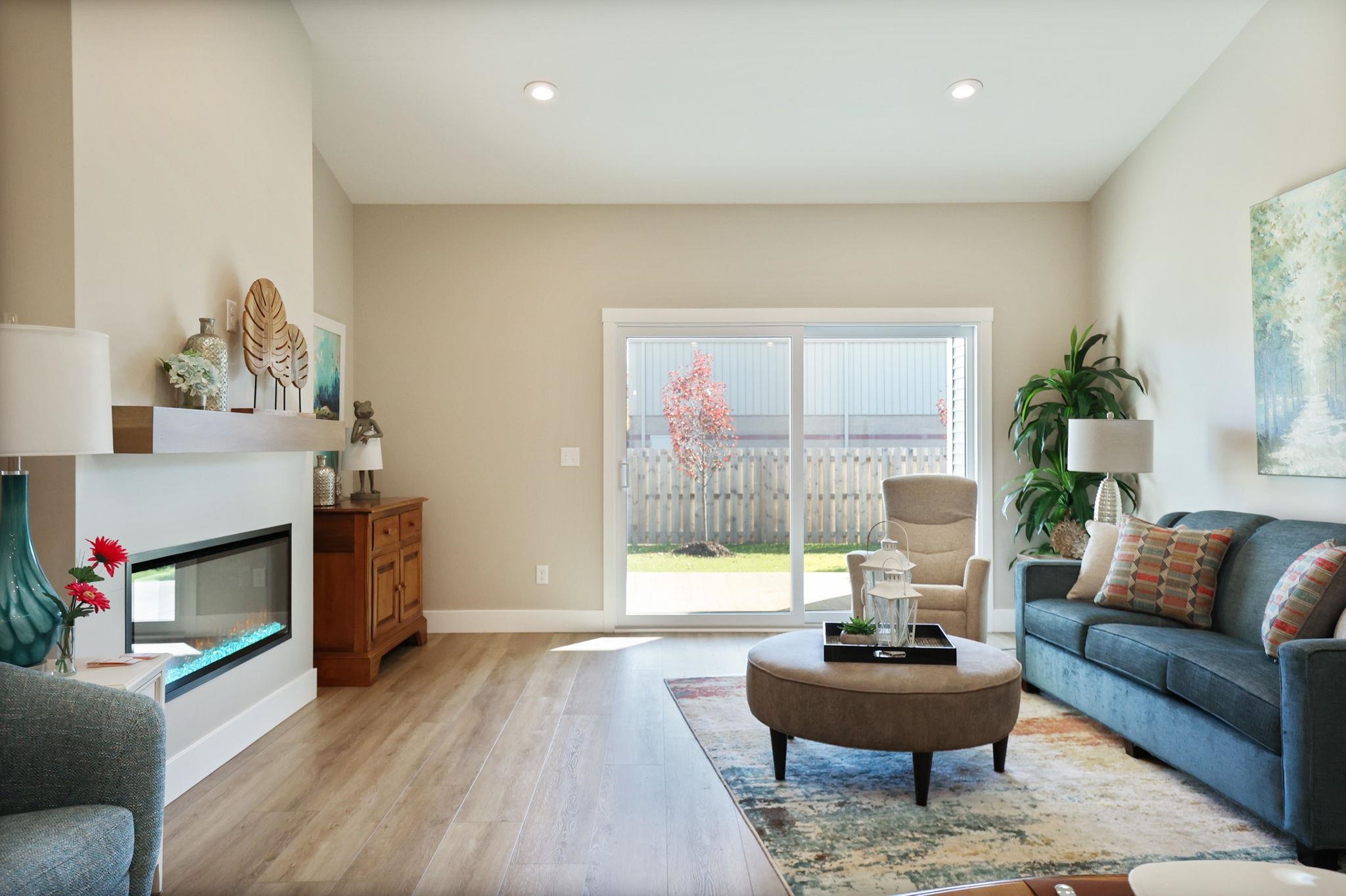 4073 Woodburn Court Property Photo 10
