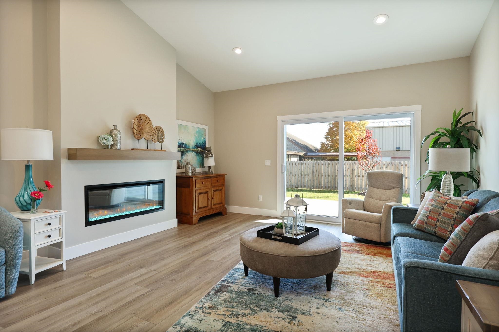 4073 Woodburn Court Property Photo 11