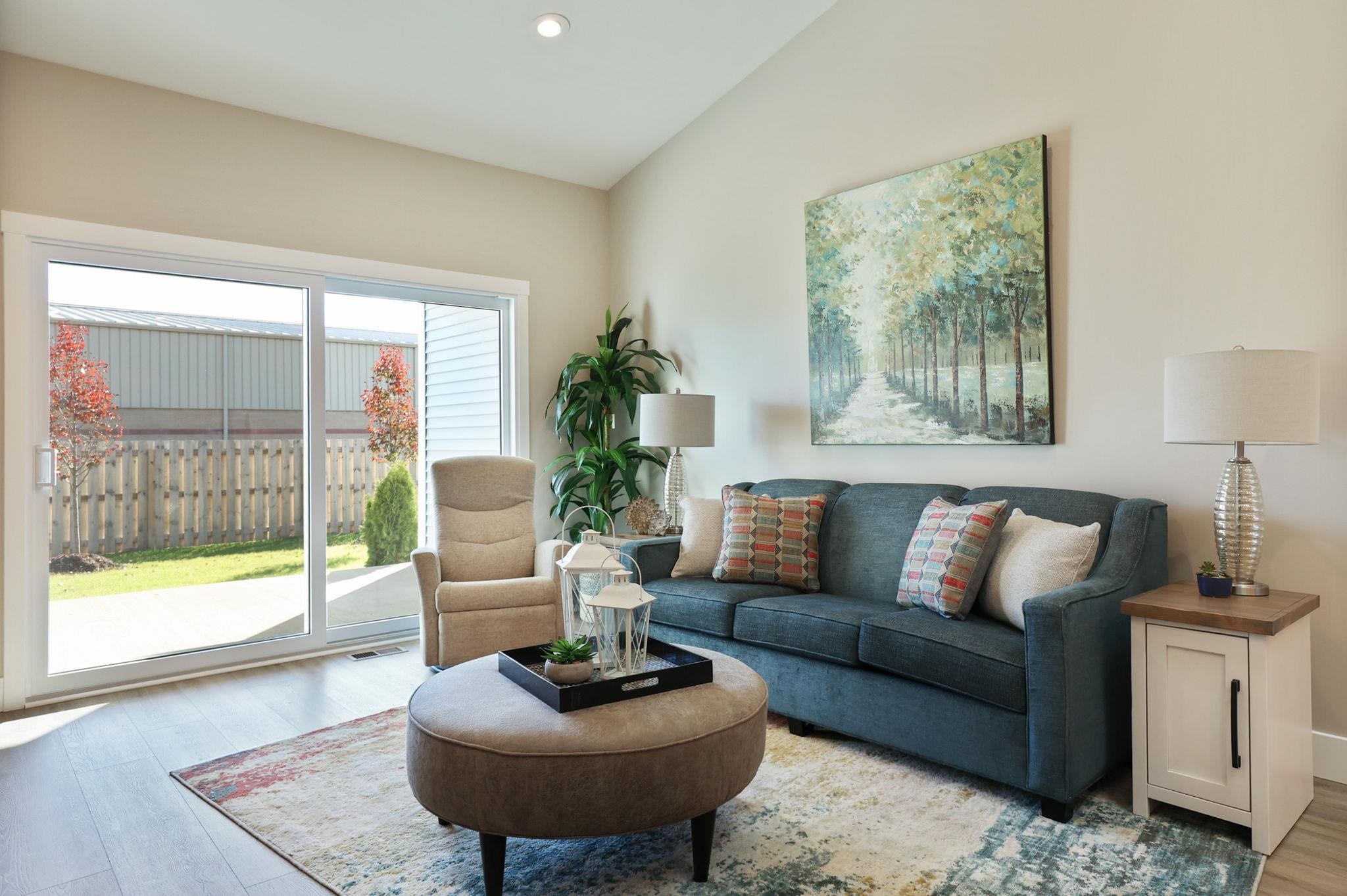 4073 Woodburn Court Property Photo 12