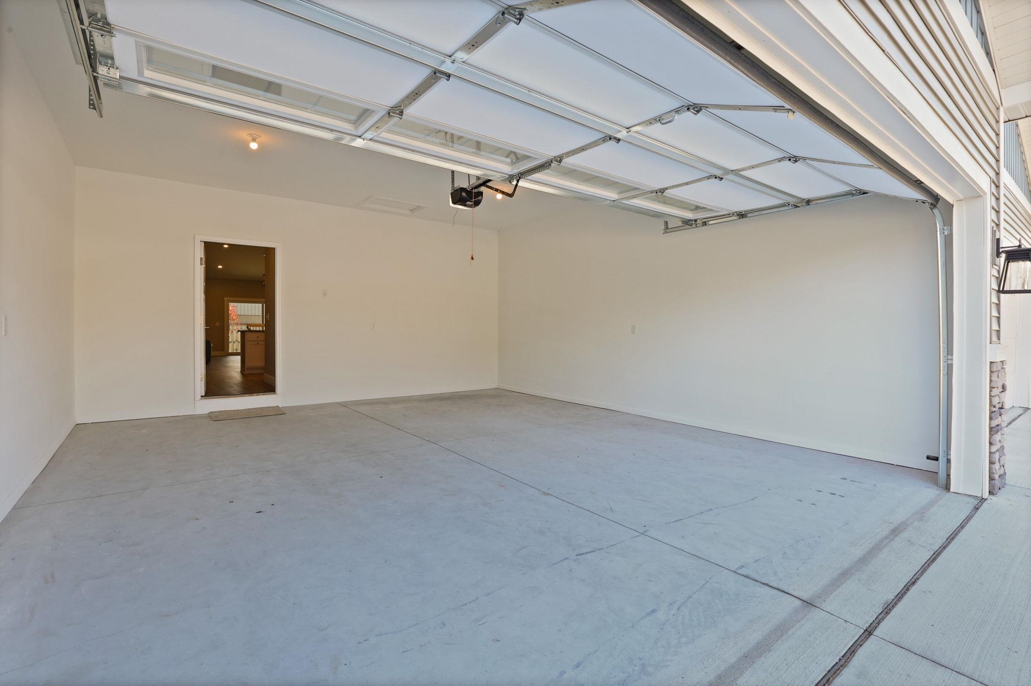 4073 Woodburn Court Property Photo 40