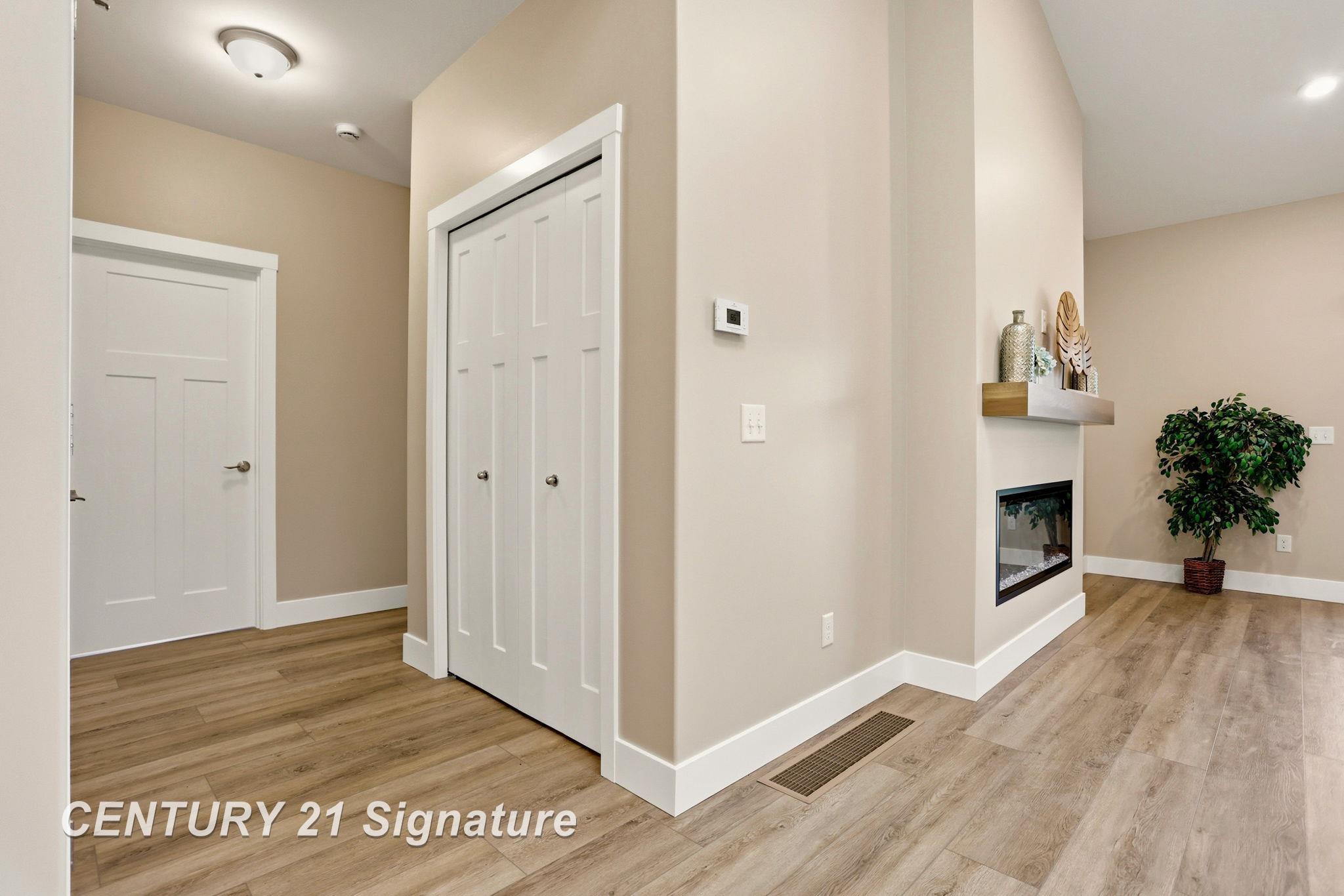 4073 Woodburn Court Property Photo 19