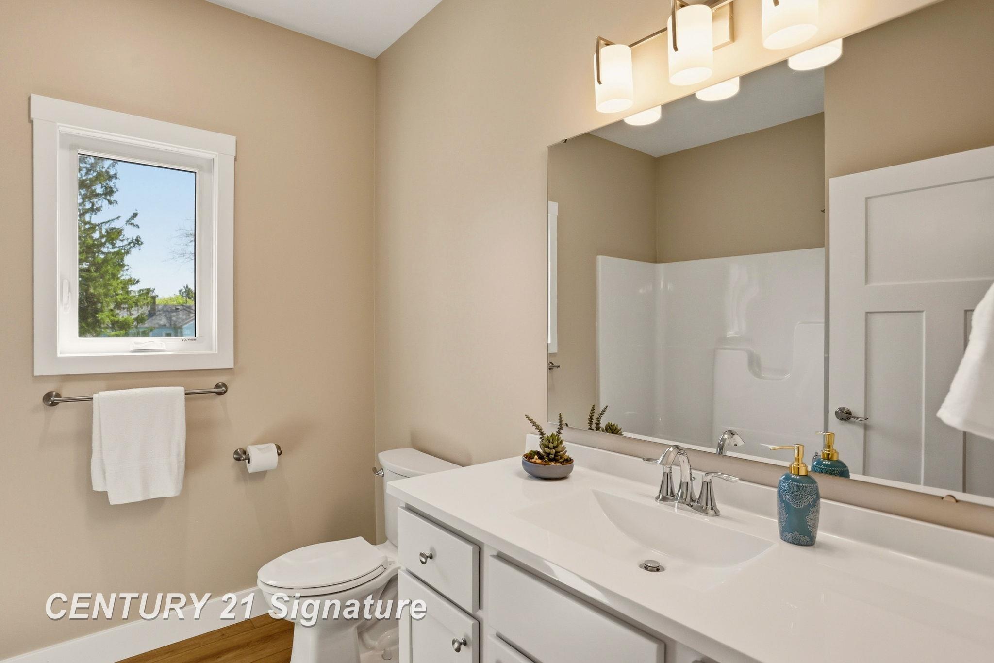 4073 Woodburn Court Property Photo 27