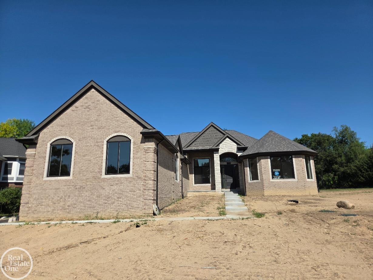 854 Hemlock Drive Property Photo 1