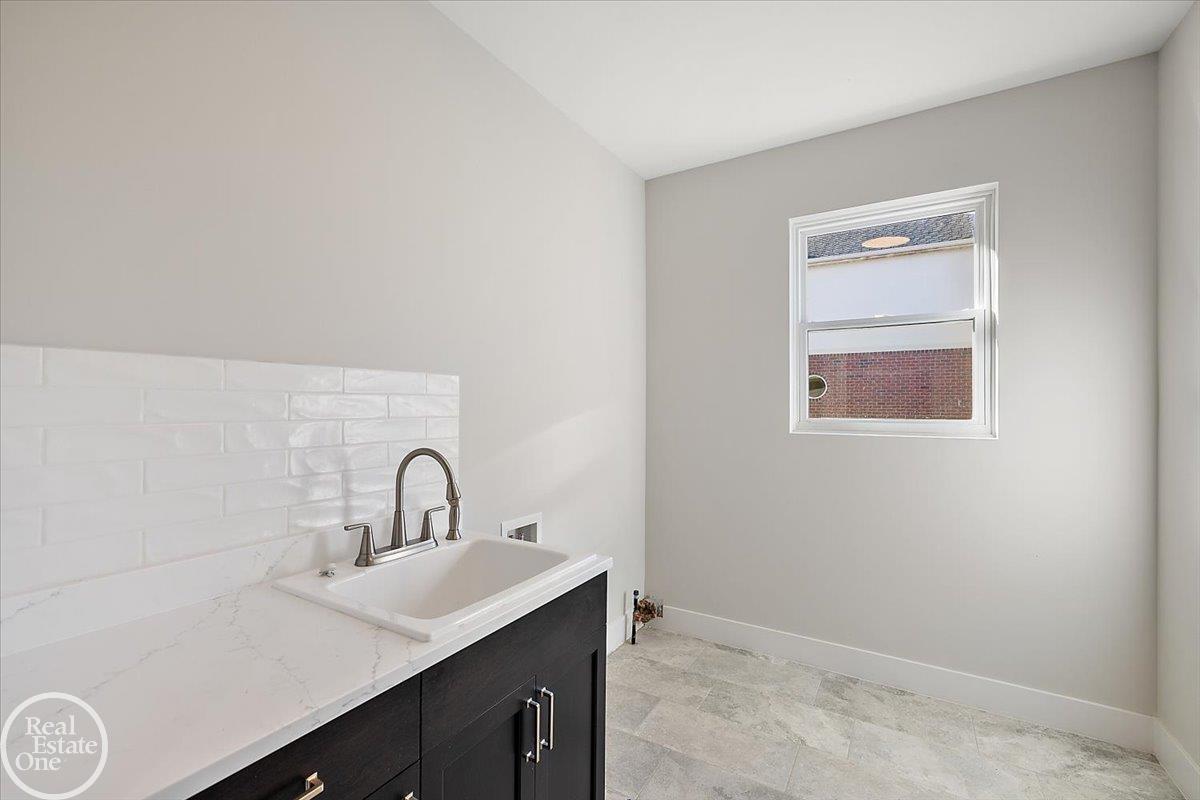 854 Hemlock Drive Property Photo 35