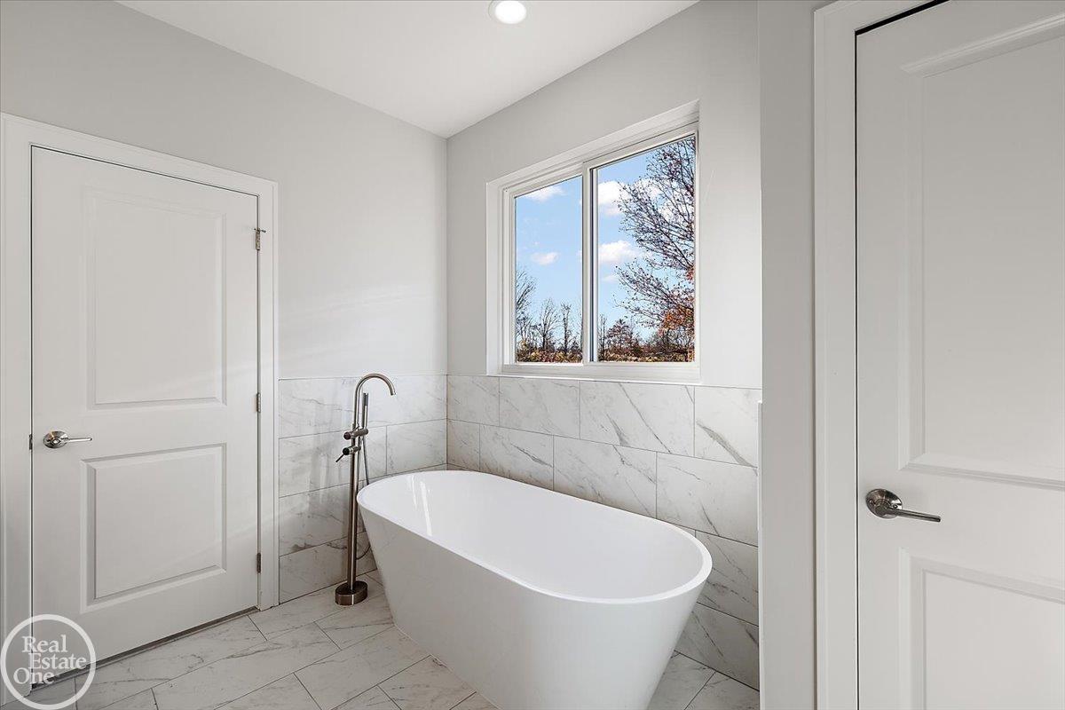 854 Hemlock Drive Property Photo 44