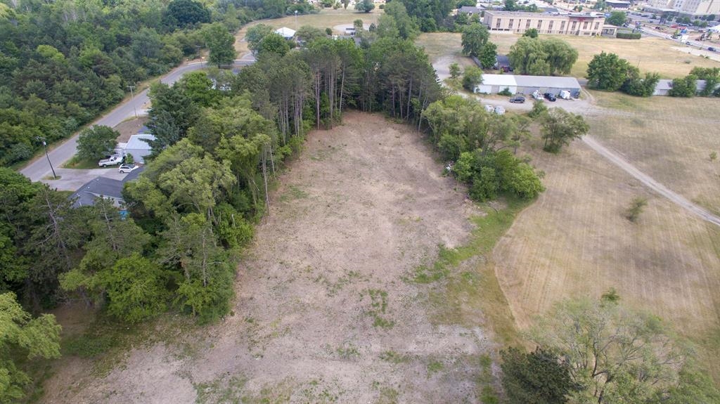 1929 S Isabella Road Property Photo 7
