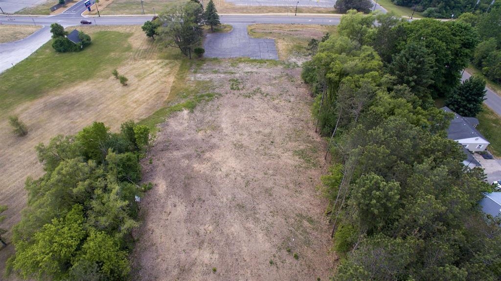 1929 S Isabella Road Property Photo 8