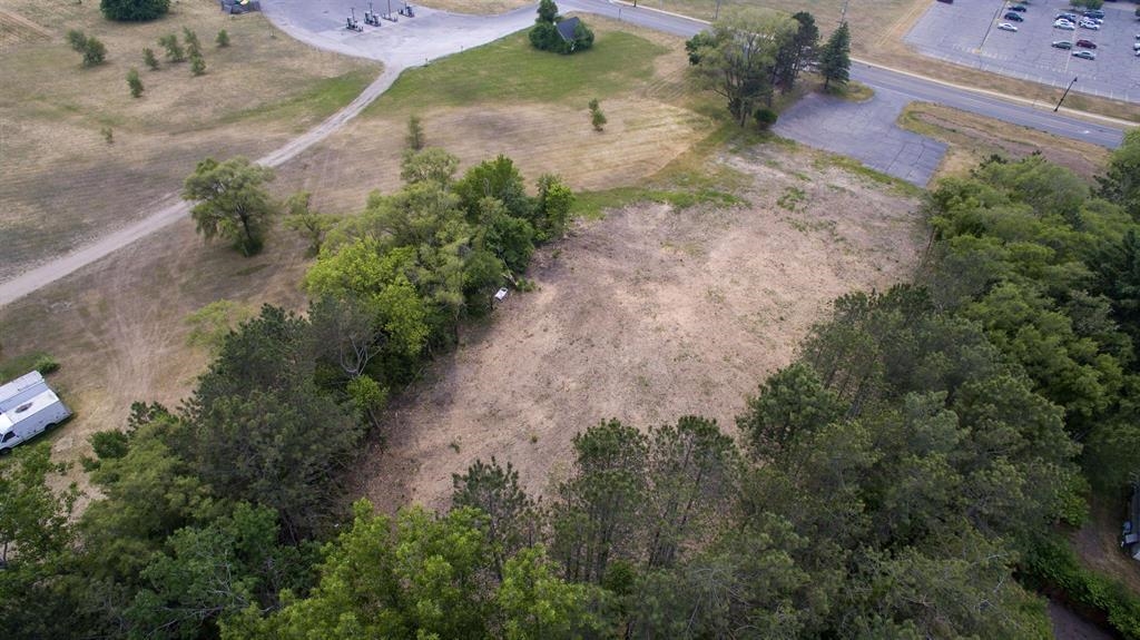 1929 S Isabella Road Property Photo 11