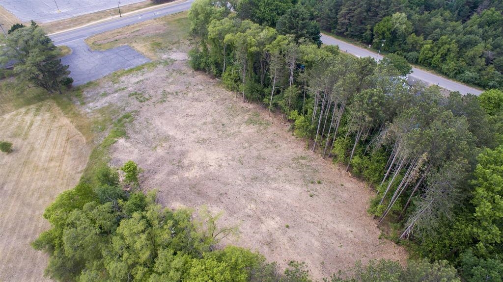 1929 S Isabella Road Property Photo 15