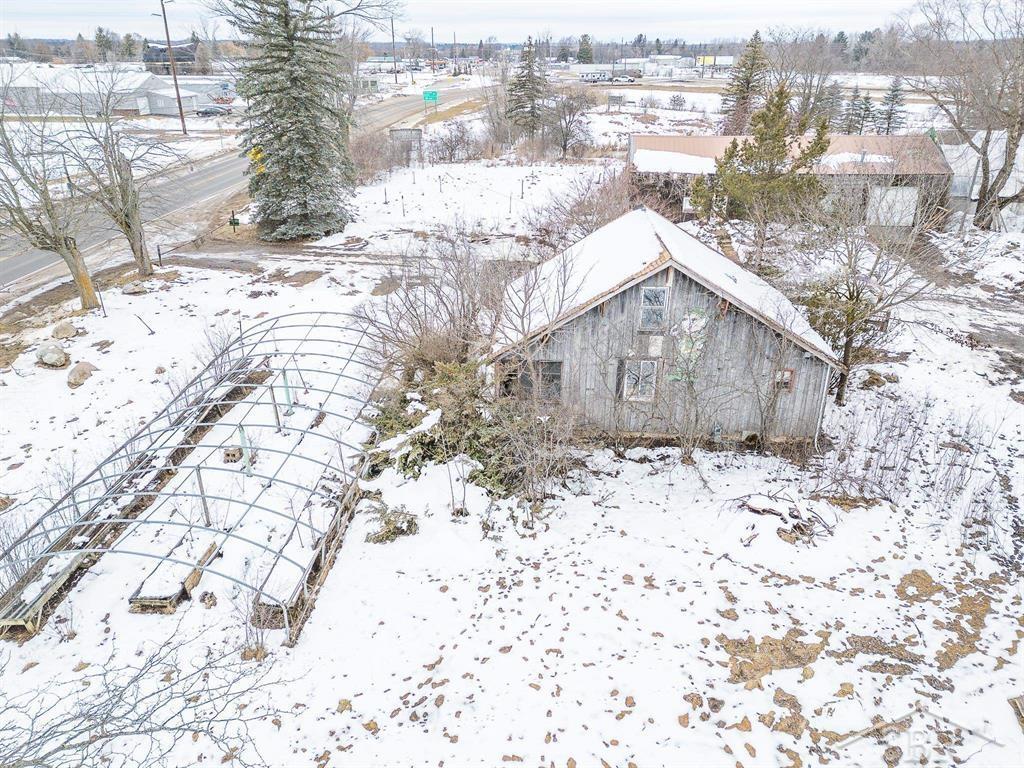 11426 N Mission Road Property Photo 17