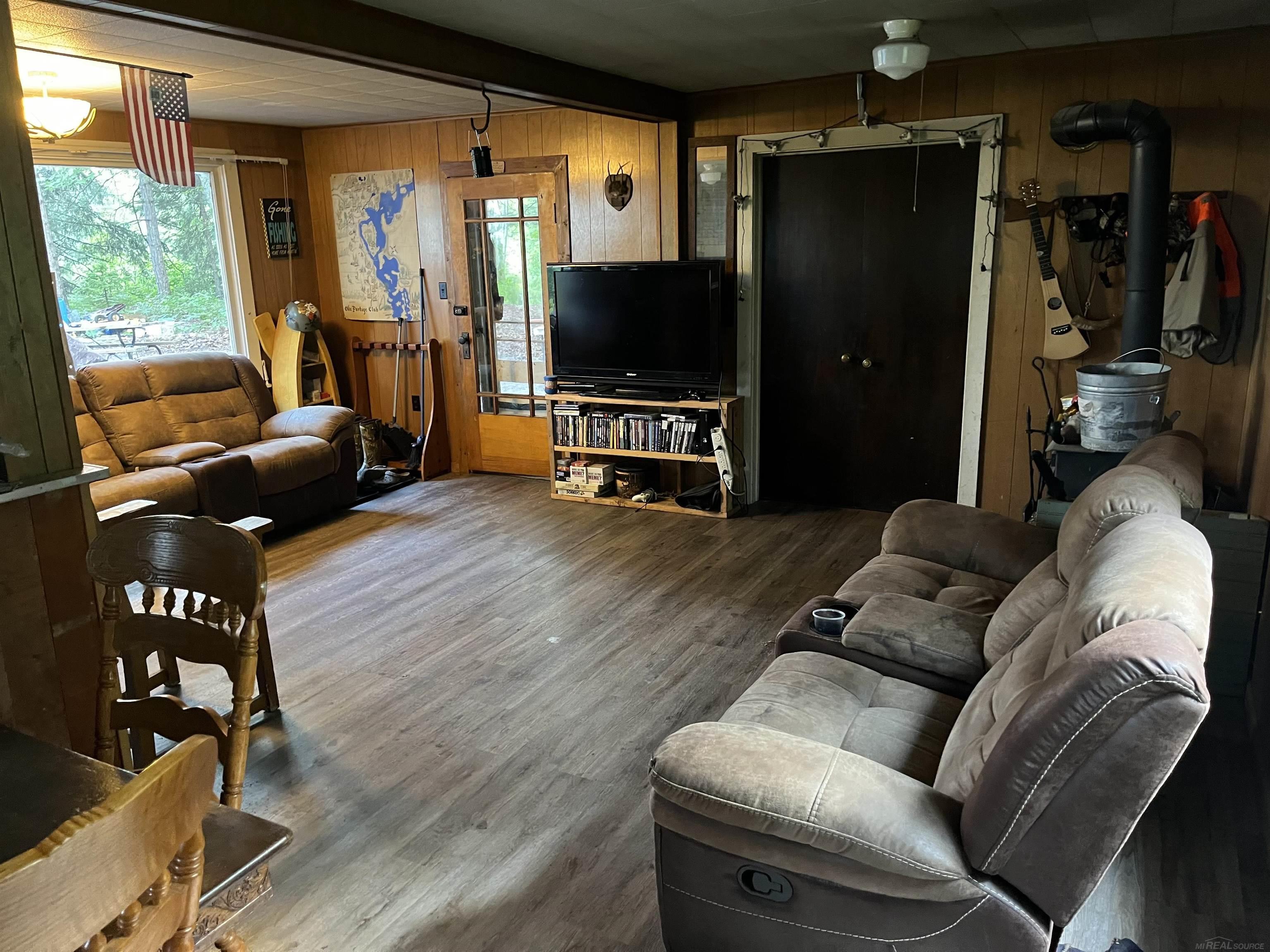 4011 Sandall Road Property Photo 49