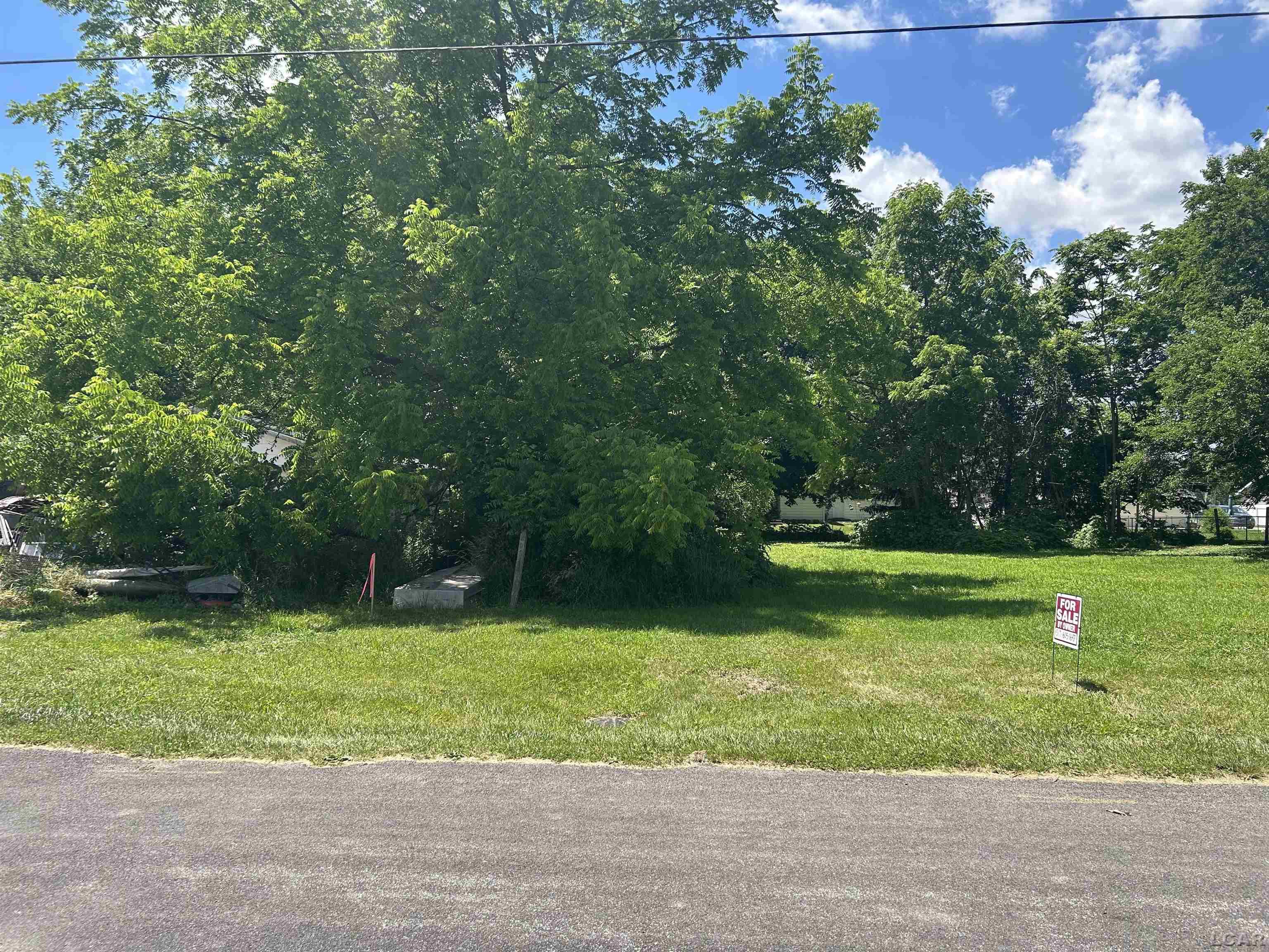710 Parkwood Avenue Property Photo 1