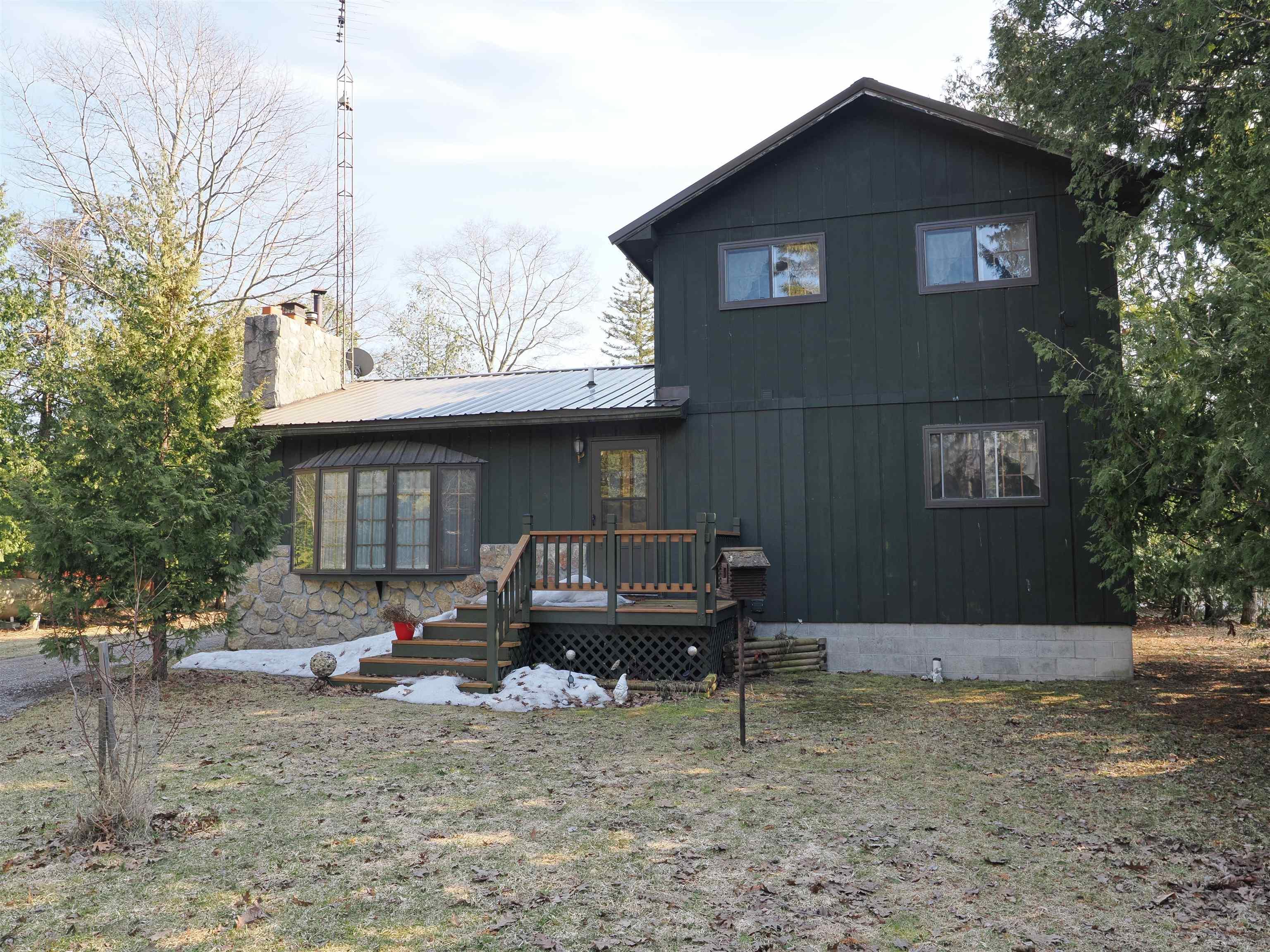 8255 Misery Bay Road Property Photo