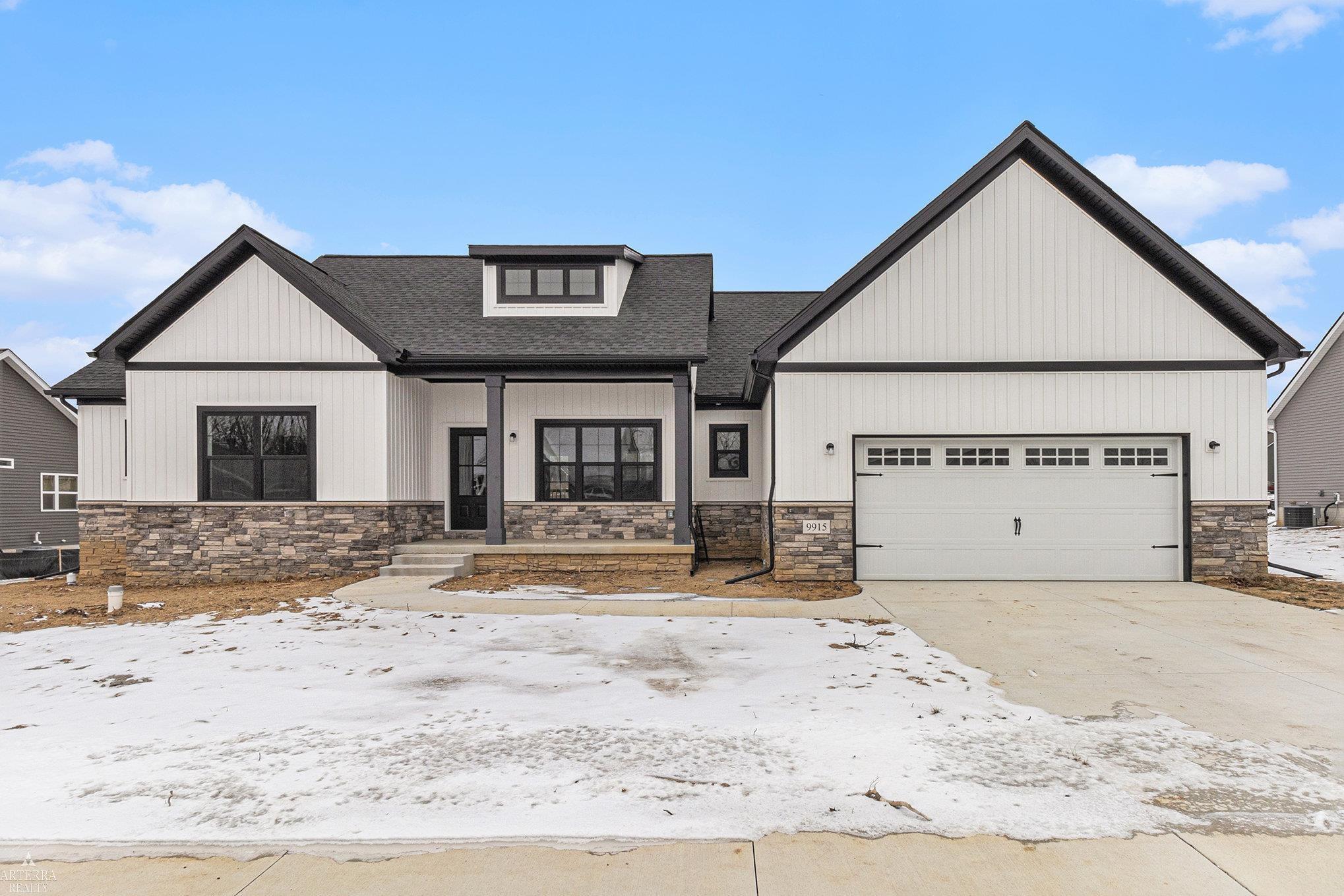 9915 Dovetail Drive Property Image