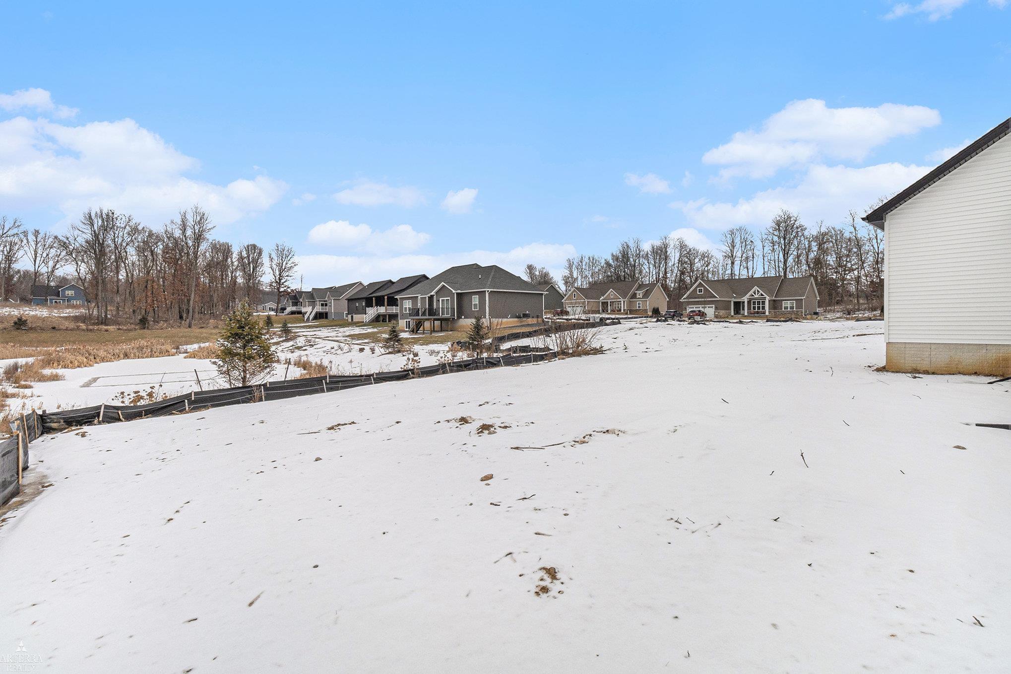 9915 Dovetail Drive Property Photo 7