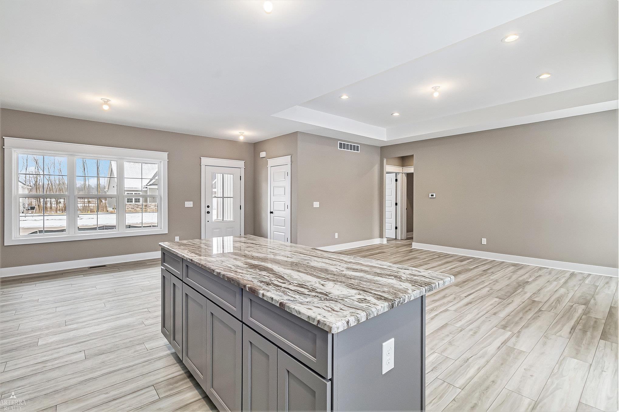 9915 Dovetail Drive Property Photo 14