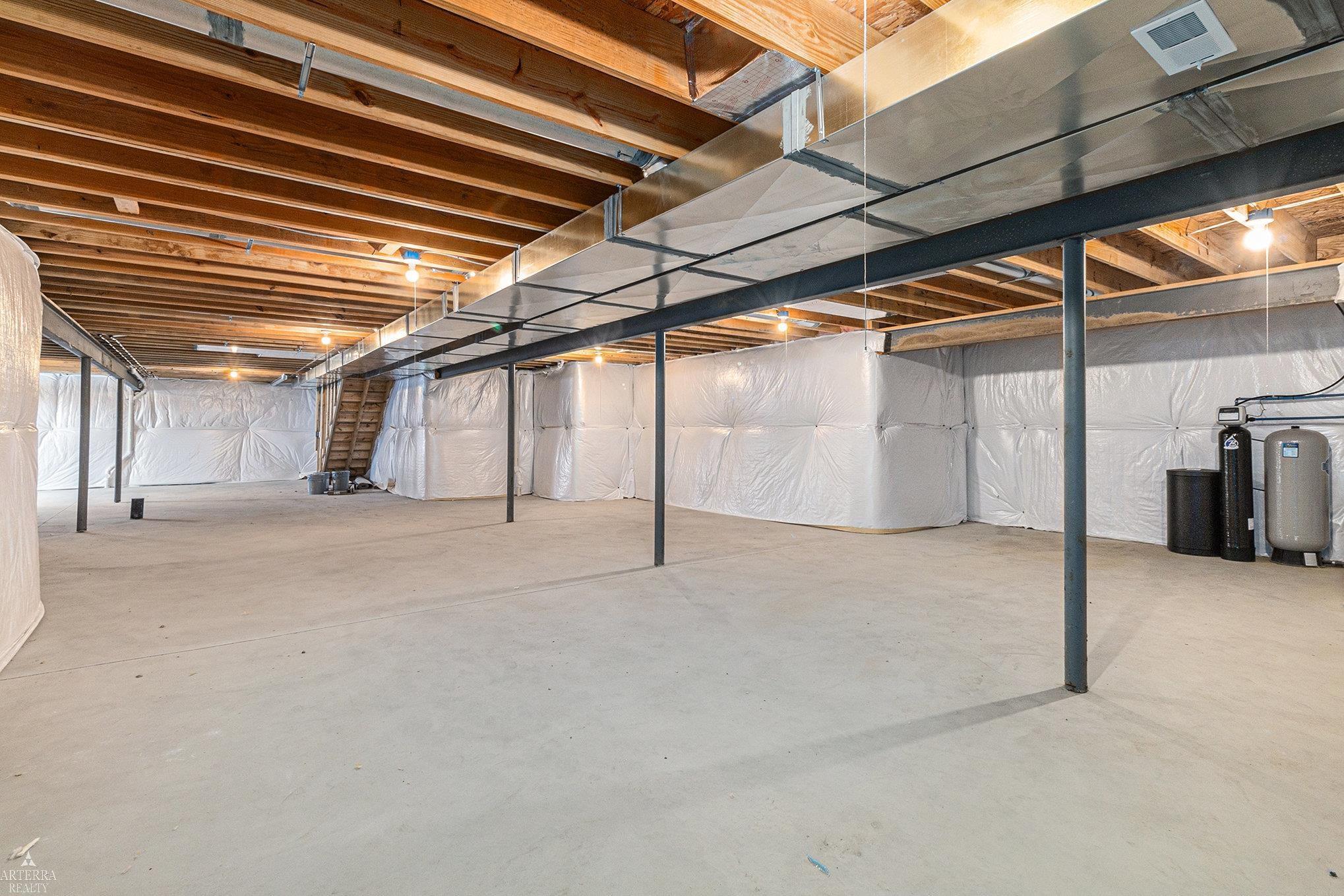 9915 Dovetail Drive Property Photo 27
