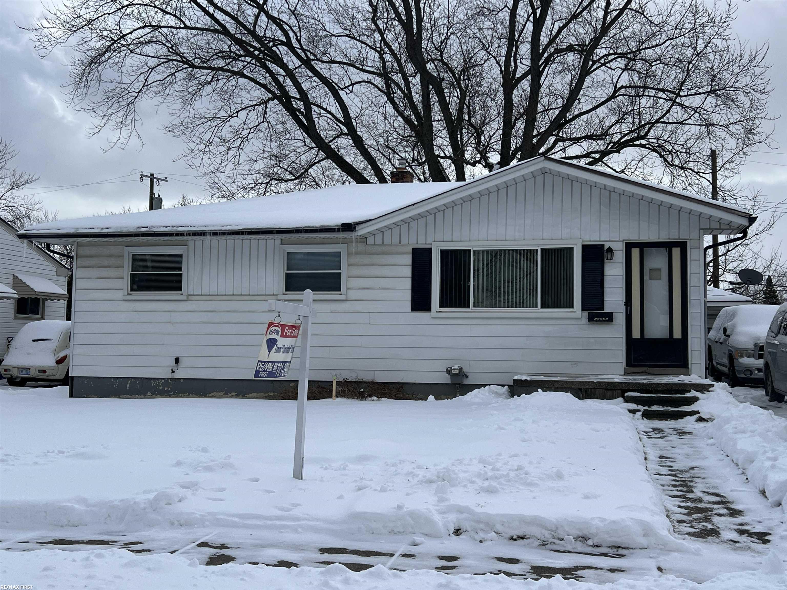 14842 Eleanor Avenue Property Photo 1